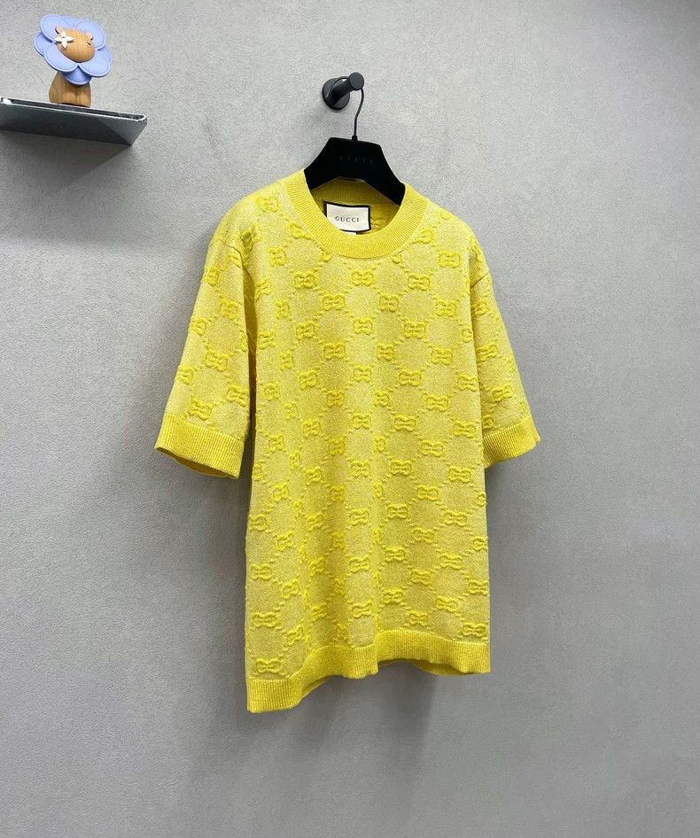 Gucci Gucci Yellow cccard short sleeves 2502-Nextarrow Size US L / EU 52-54 / 3 - 3 Thumbnail