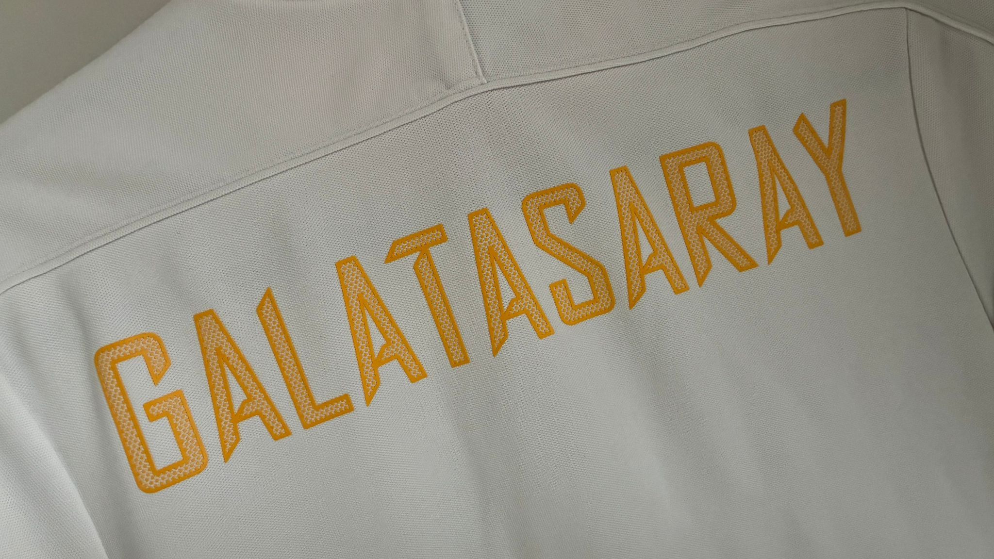 Nike Nike football Tracksuit Galatasaray FC 00s Jersey soccer zip Size US S / EU 44-46 / 1 - 8 Thumbnail