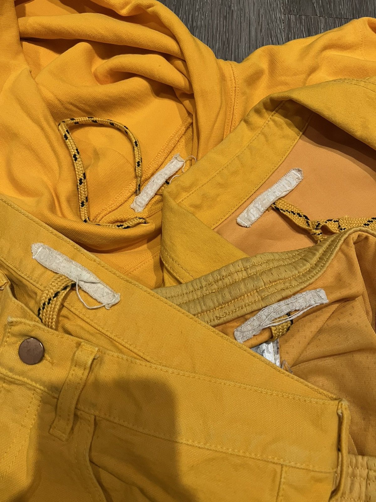Off-White Off White SS14 First Season Yellow Outfit Size US L / EU 52-54 / 3 - 9 Thumbnail