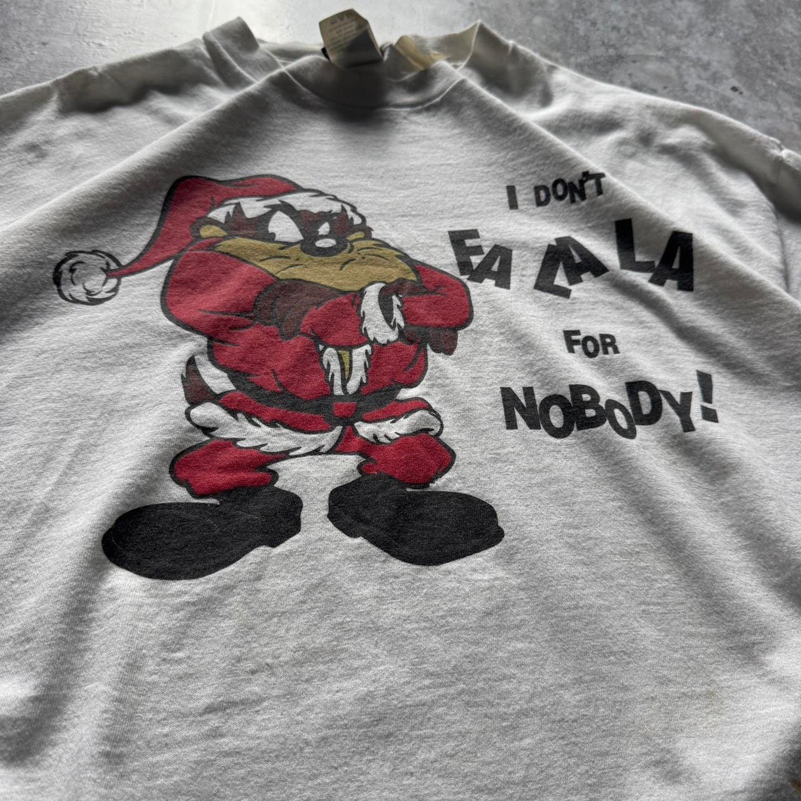 Warner Bros VTG 90s Taz Warner Bros Santa T-Shirt Size XL Graphic Tee Size US XL / EU 56 / 4 - 3 Thumbnail