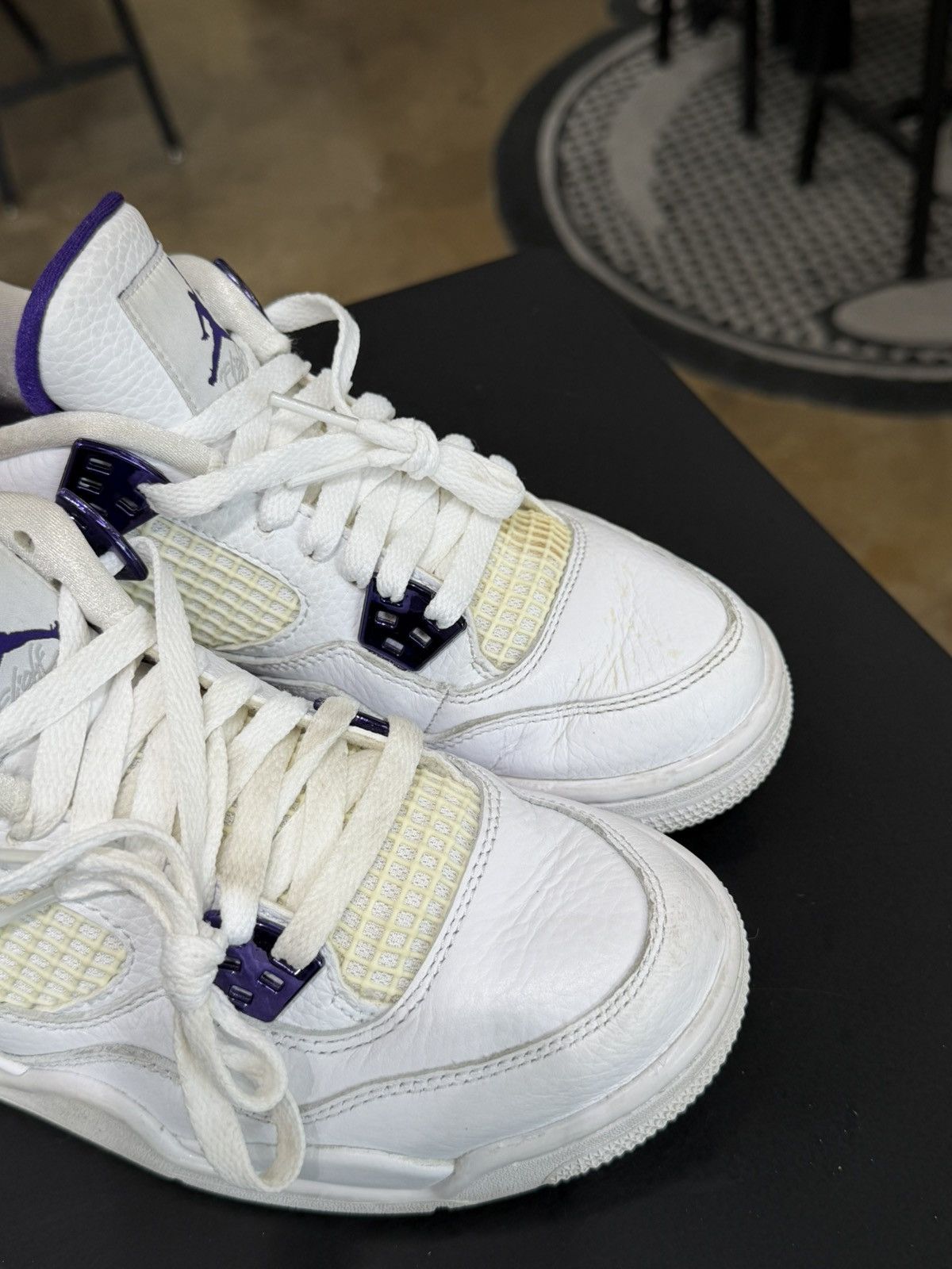 Jordan Brand Air Jordan 4 Metallic Purple Size 5.5Y (2020) Size US 5.5 / EU 38 - 8 Thumbnail