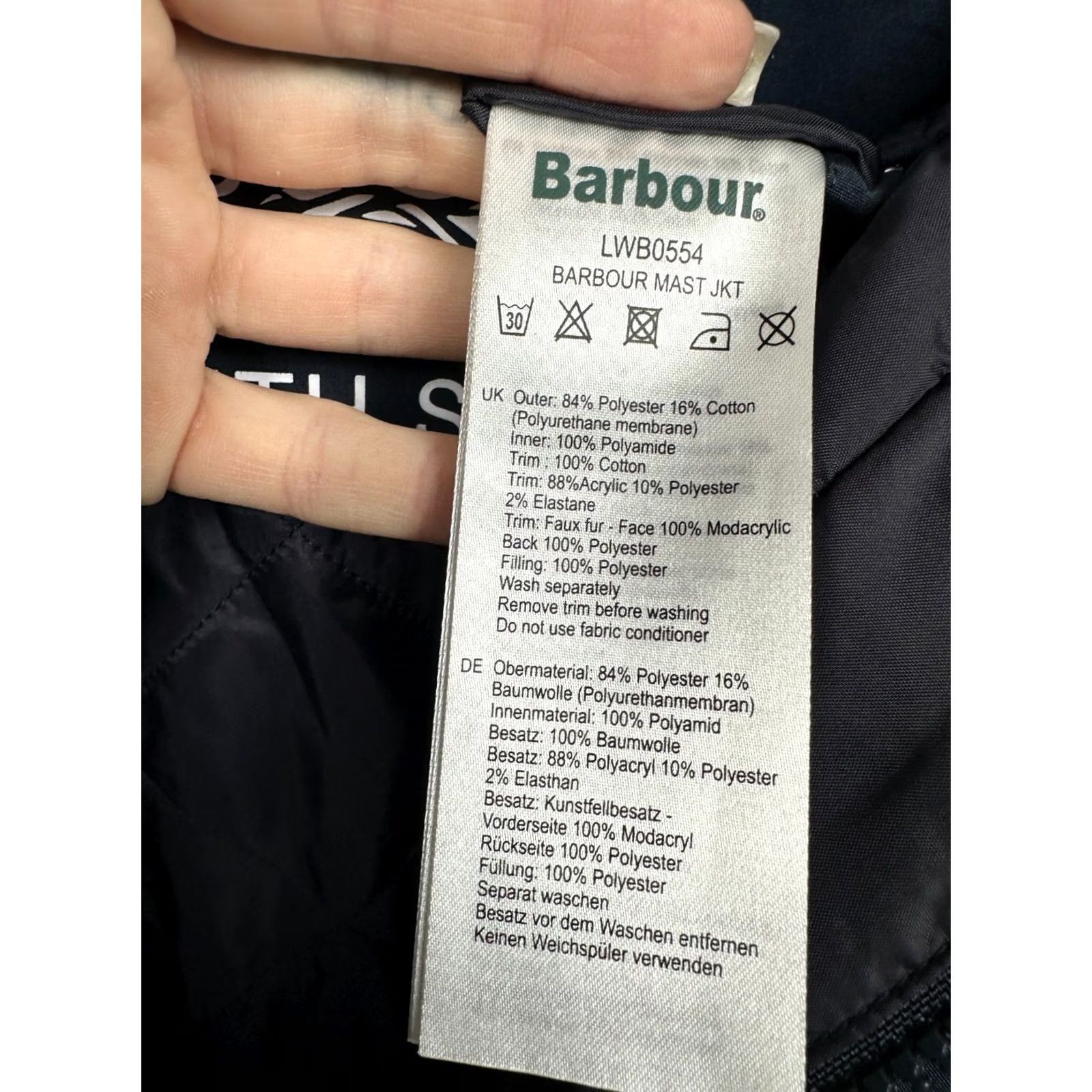 Barbour Barbour Mast Waterproof Jacket Womens XL UK 16 Blue Barbour Mast Jacket Womens XL Blue Waterproof 90s? Size XL / US 12-14 / IT 48-50 - 6 Thumbnail