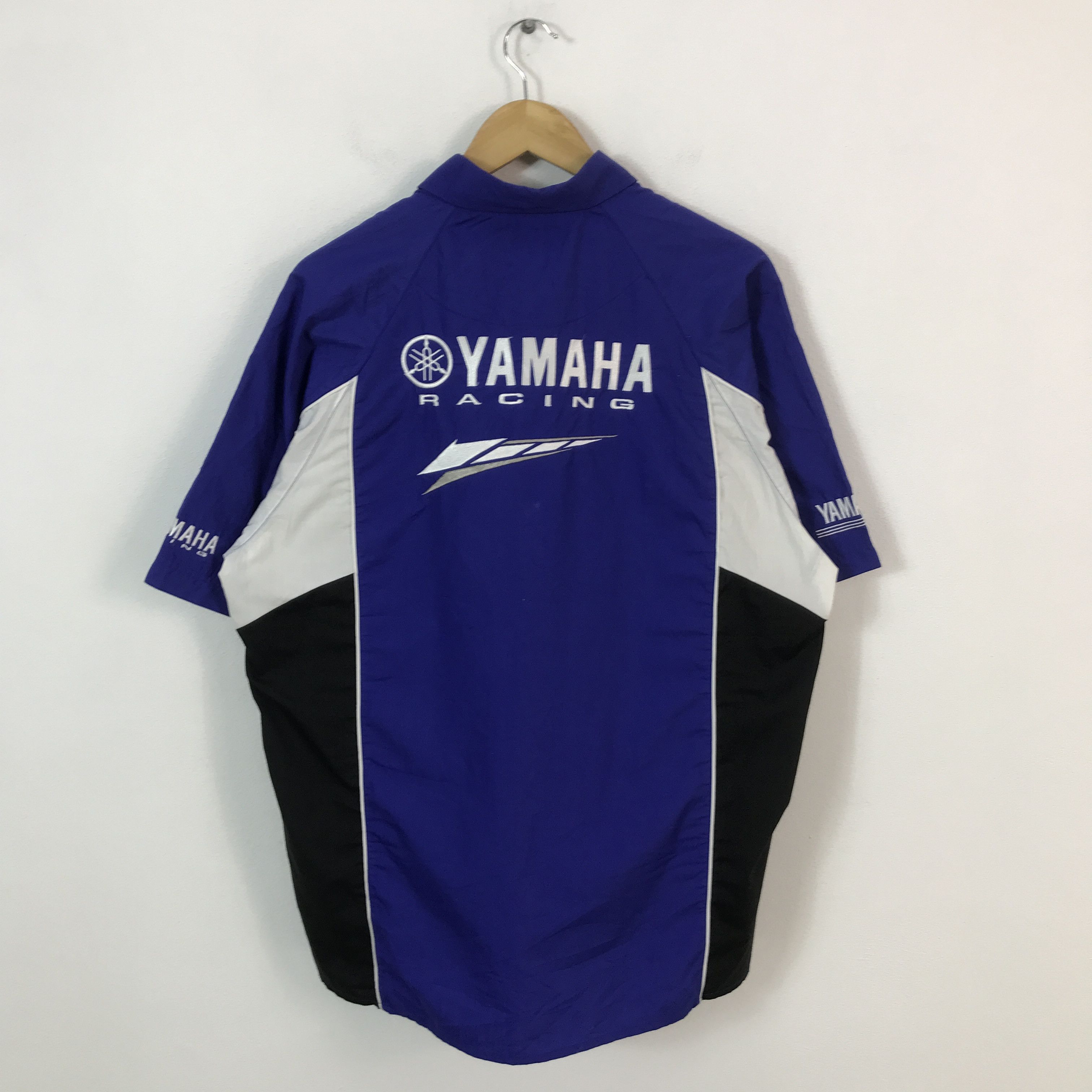 Yamaha Vintage Yamaha Racing Japan Design button Up Shirt Size US L / EU 52-54 / 3 - 1 Thumbnail