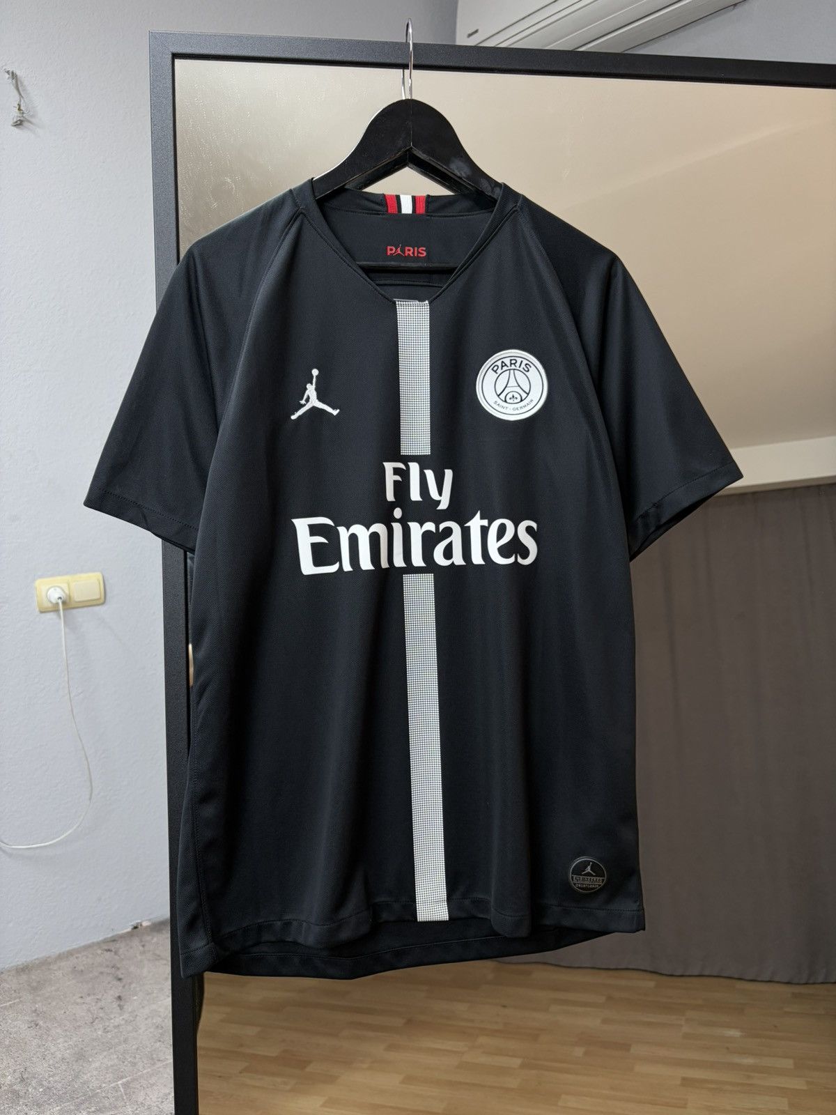 Jordan Brand Paris Saint‑Germain Jordan Brand Jersey PSG Football Shirt Size US L / EU 52-54 / 3 - 1 Thumbnail