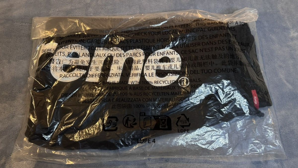 Supreme Supreme XL Satin Logo Sweatpants SS26 Size US 36 / EU 52 - 2 Thumbnail