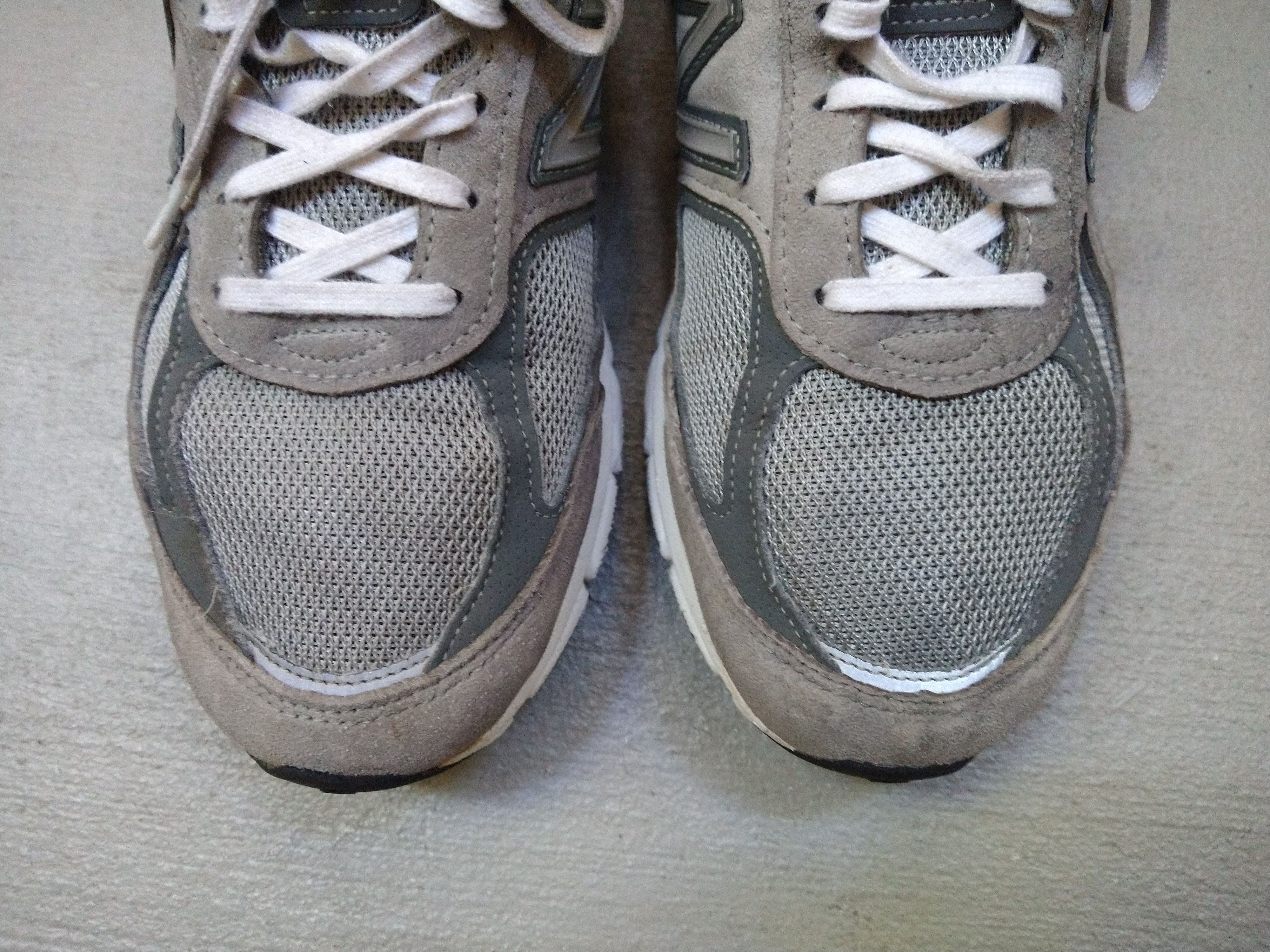 New Balance New Balance 990V5 Size 8.5 D Gray Suede Castlerock M990GL4 Size US 8.5 / EU 41-42 - 4 Thumbnail