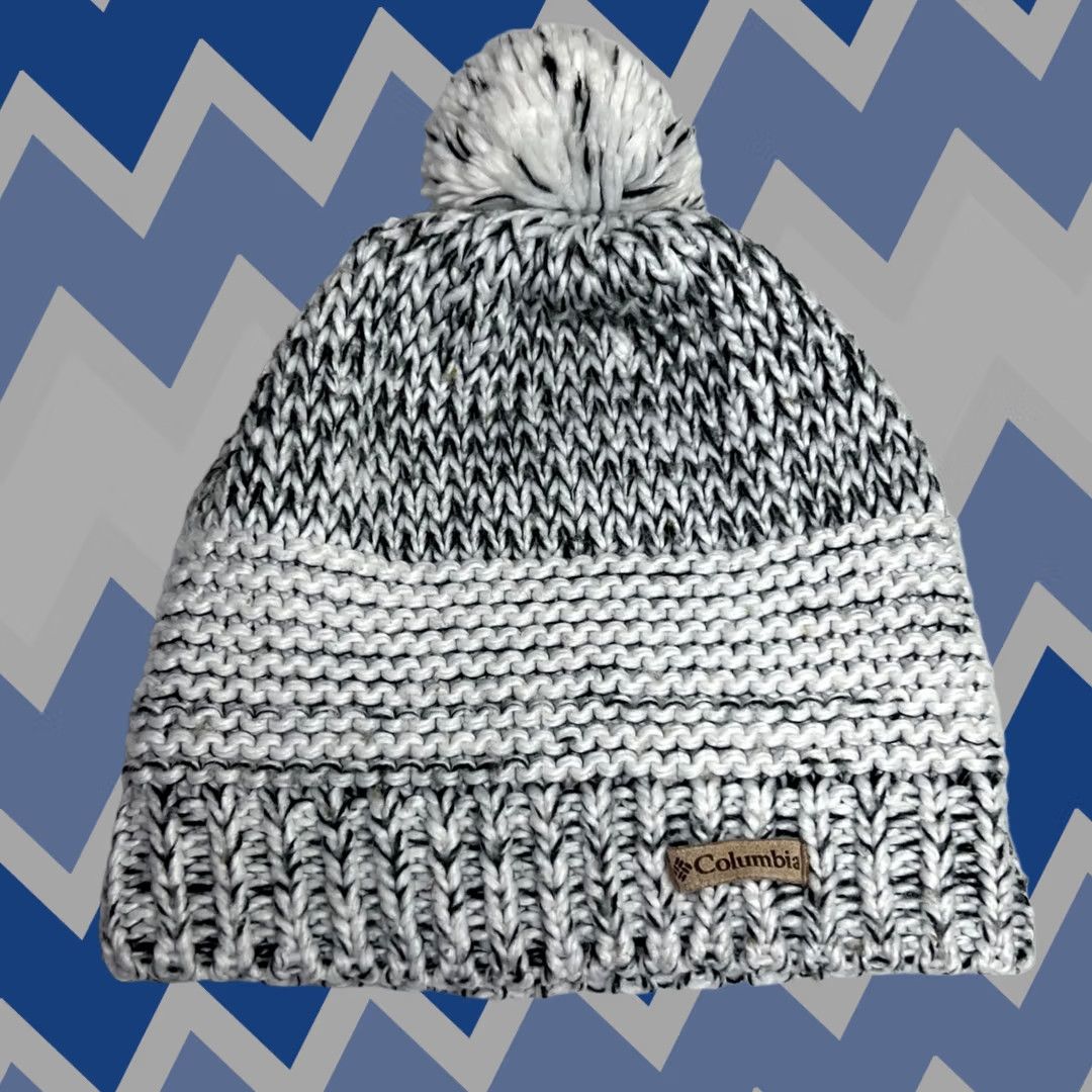 Vintage Columbia Beanie Pom Knit Hat Womens One Size White Black Lined Size ONE SIZE - 1 Thumbnail