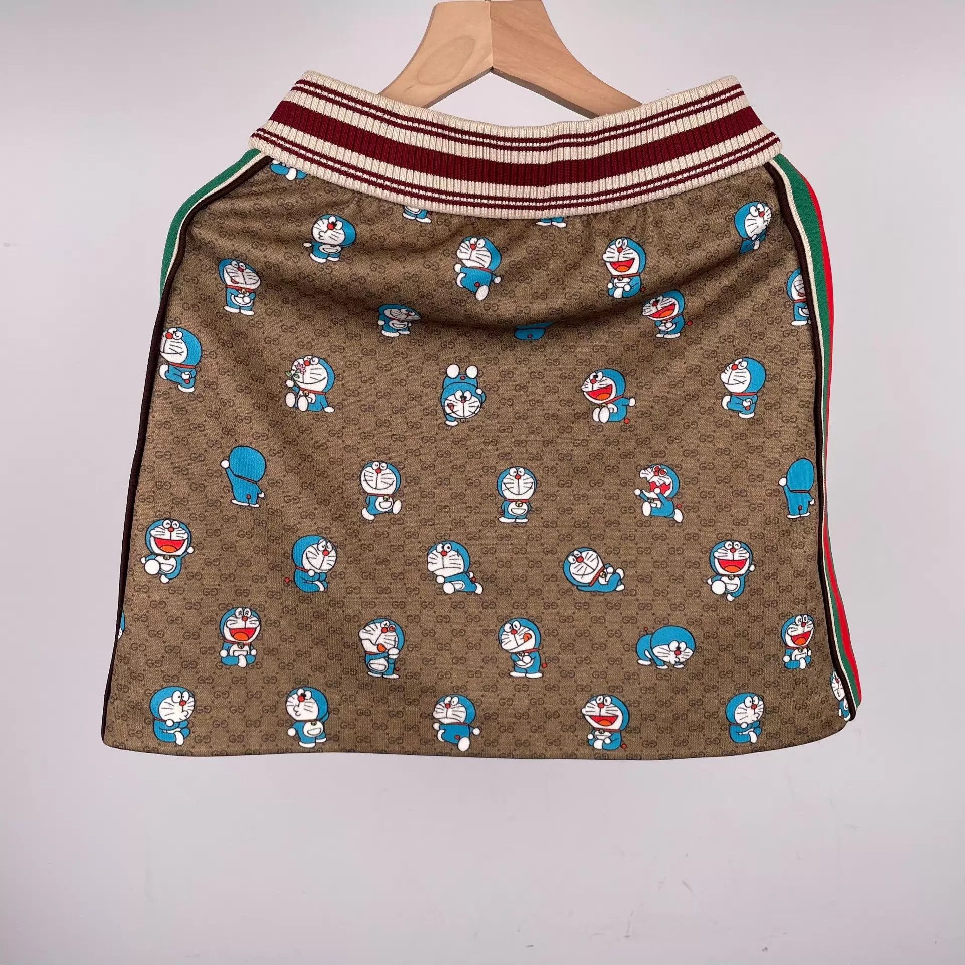 Gucci Gucci Women's Green Print Skirt XXS Size 24" / US 00 / IT 34 - 2 Thumbnail