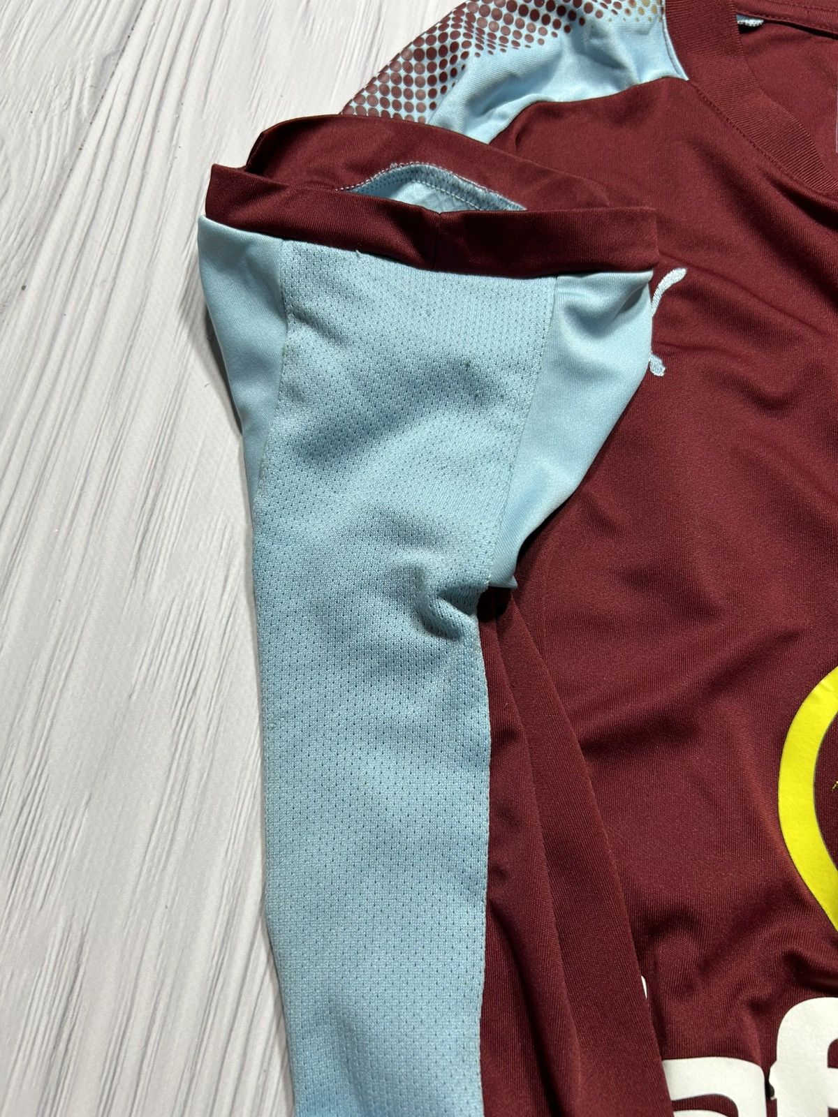 Puma FC Burnley #12 Brady 2017 Soccer Jersey Size L Size US L / EU 52-54 / 3 - 20 Thumbnail