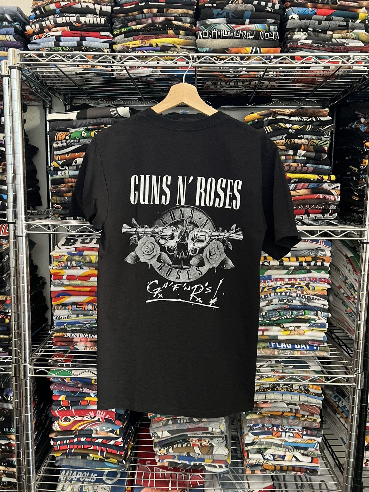 Band Tees 2000s Guns N Roses AOP Embroidered Bootleg Tee Size US M / EU 48-50 / 2 - 2 Thumbnail