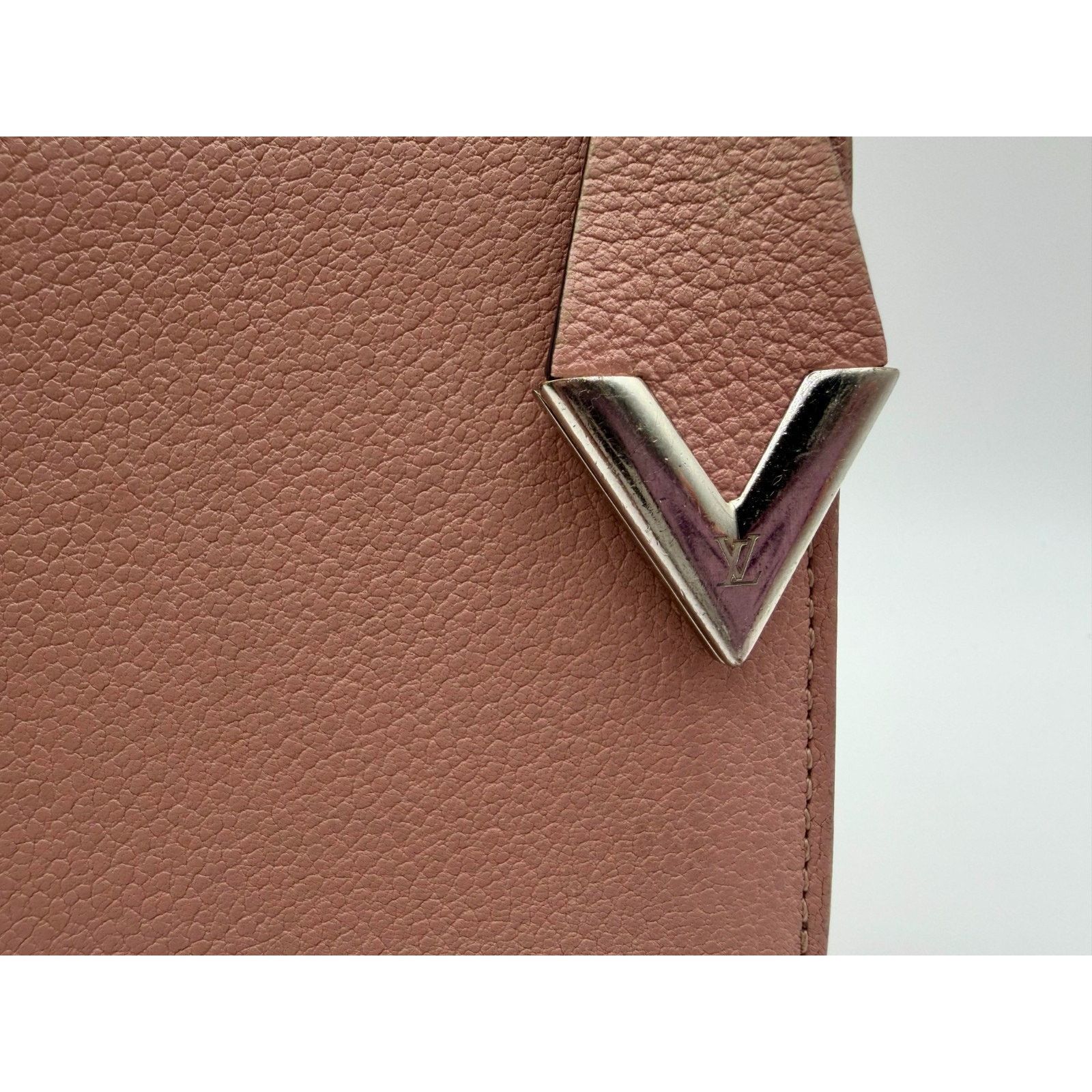 Louis Vuitton LOUIS VUITTON Comete Wallet Magnolia Leather Women's | COA Size ONE SIZE - 4 Thumbnail