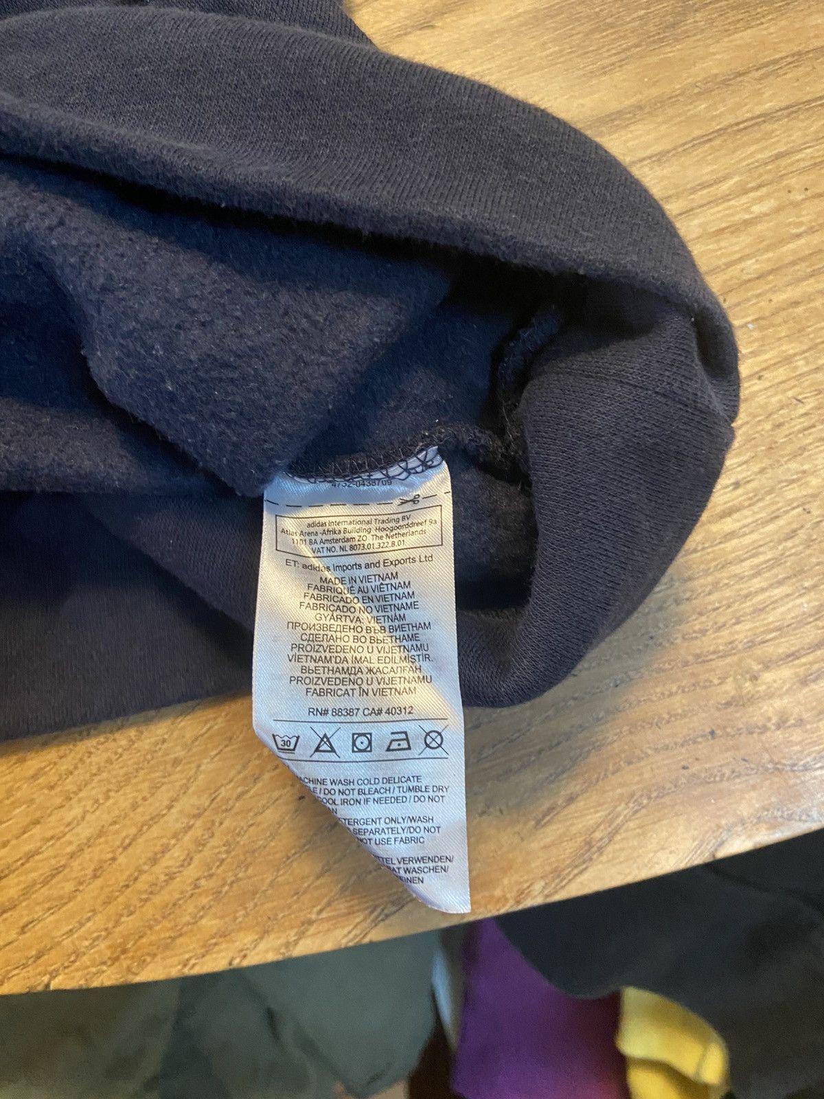 Adidas Adidas hoodie stripes Size US M / EU 48-50 / 2 - 5 Thumbnail