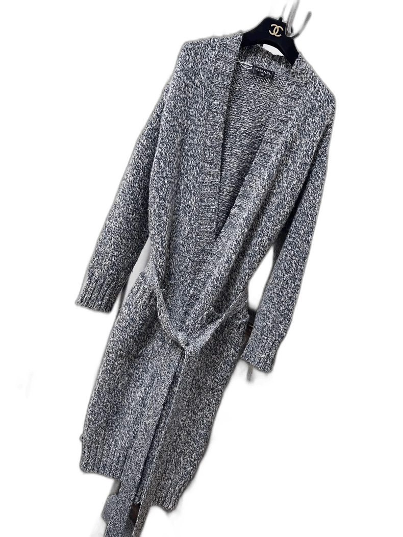 Chanel Chanel Long Cashmere Coat with Belt Size XS / US 0-2 / IT 36-38 - 1 Thumbnail
