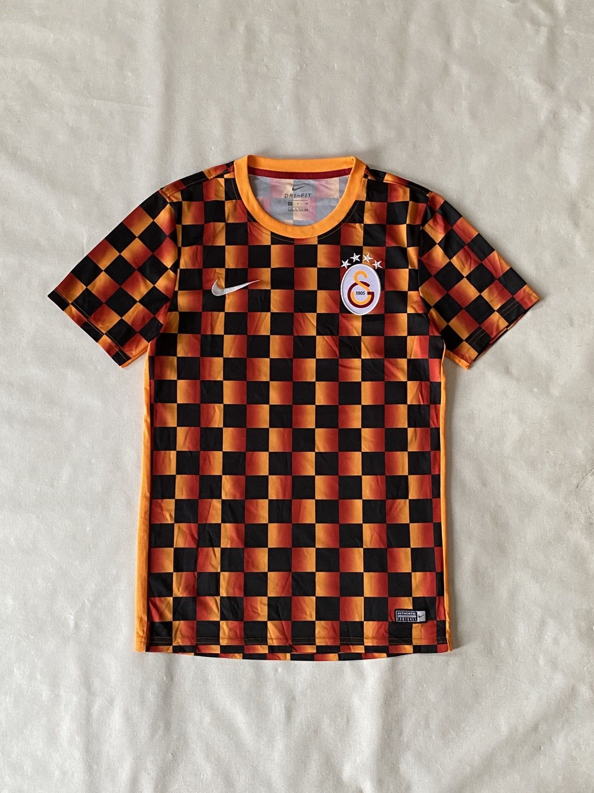 Nike Nike Galatasaray Turkey Football Jersey Size US S / EU 44-46 / 1 - 1 Thumbnail