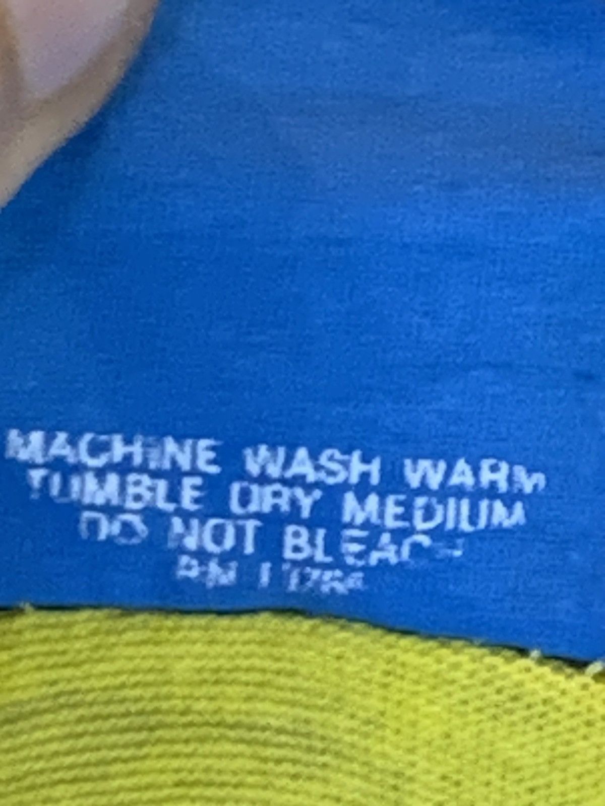 Vintage RARE Vintage 1975 Happiness Is A Shih Tzu Screen Stars Shirt Size US XL / EU 56 / 4 - 10 Thumbnail