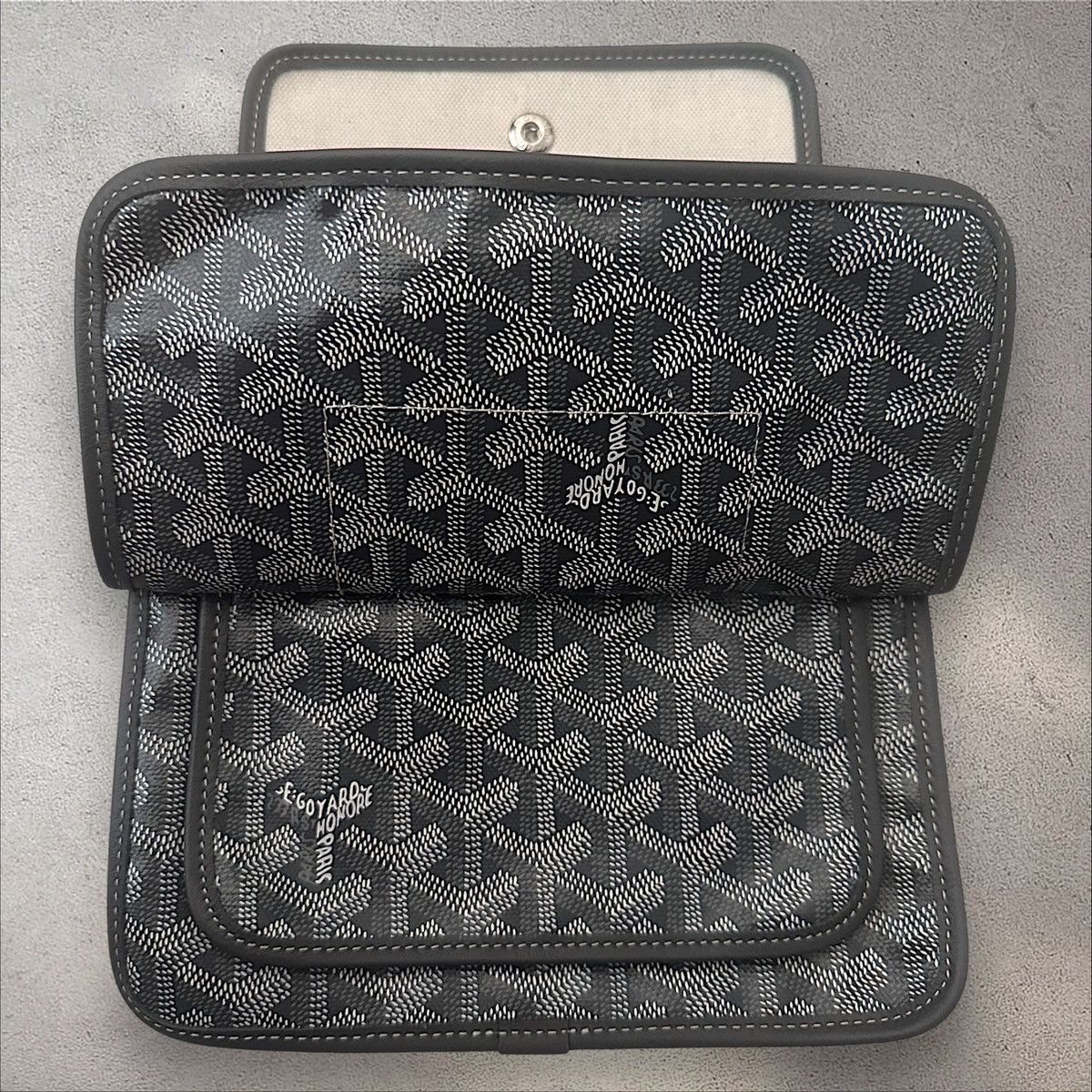 Goyard Goyard Limited Butterfly Plummet Bag Size ONE SIZE - 13 Thumbnail
