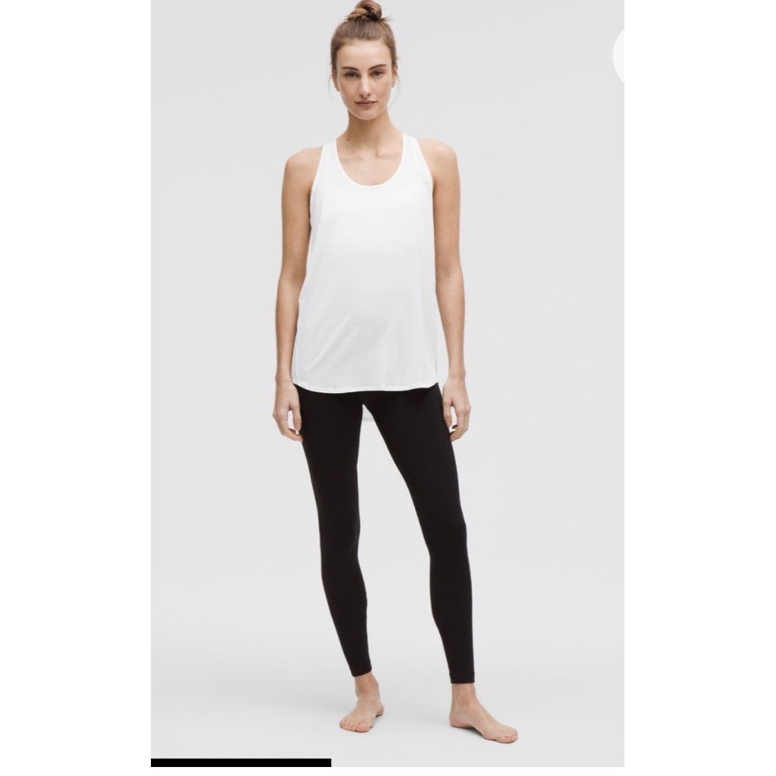 Lululemon 𝓛𝓾𝓵𝓾𝓵𝓮𝓶𝓸𝓷 White Open-Back Racerback Tank Top Womens Size S / US 4 / IT 40 - 1 Thumbnail