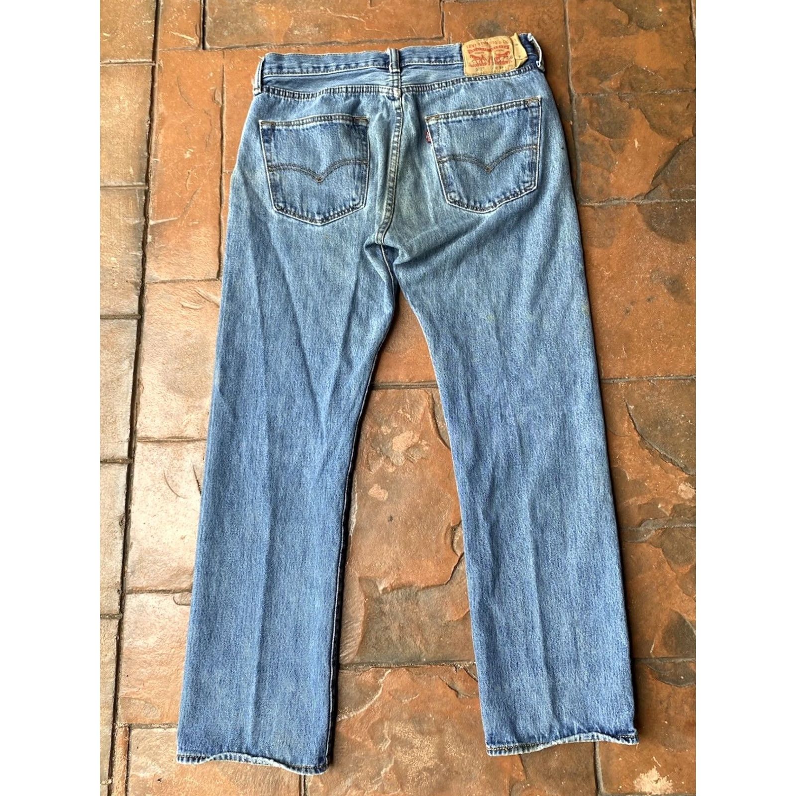 Levi's VINTAGE Levi's 501 Jeans Men 33x30 Blue Button Fly Straight Denim Mid Rise Regular Fit Size US 33 - 2 Thumbnail