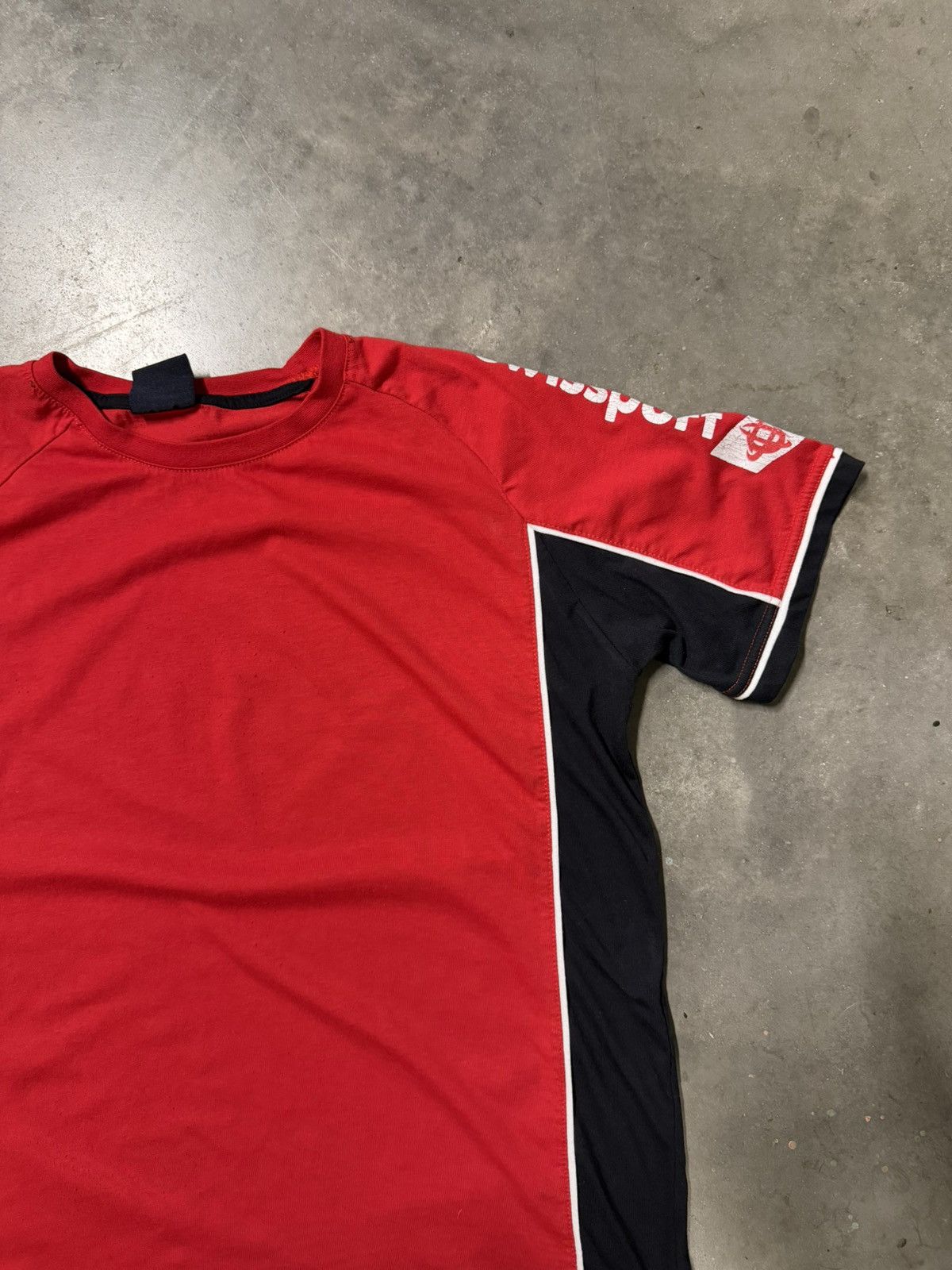 Swissgear Swissport streetwear red shirt Size US L / EU 52-54 / 3 - 3 Thumbnail