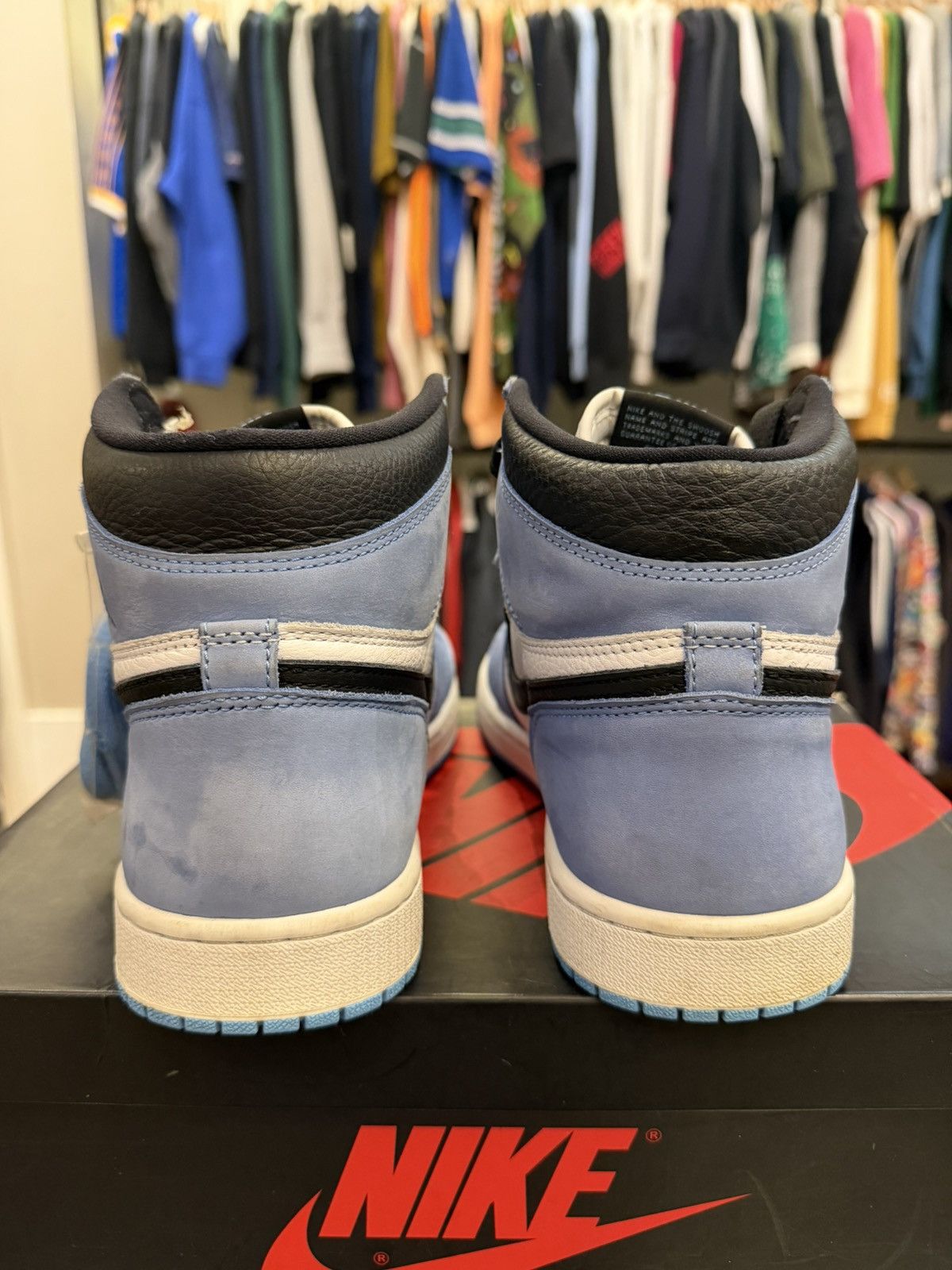 Jordan Brand Jordan 1 Retro High OG University Blue Size US 10 / EU 43 - 3 Thumbnail