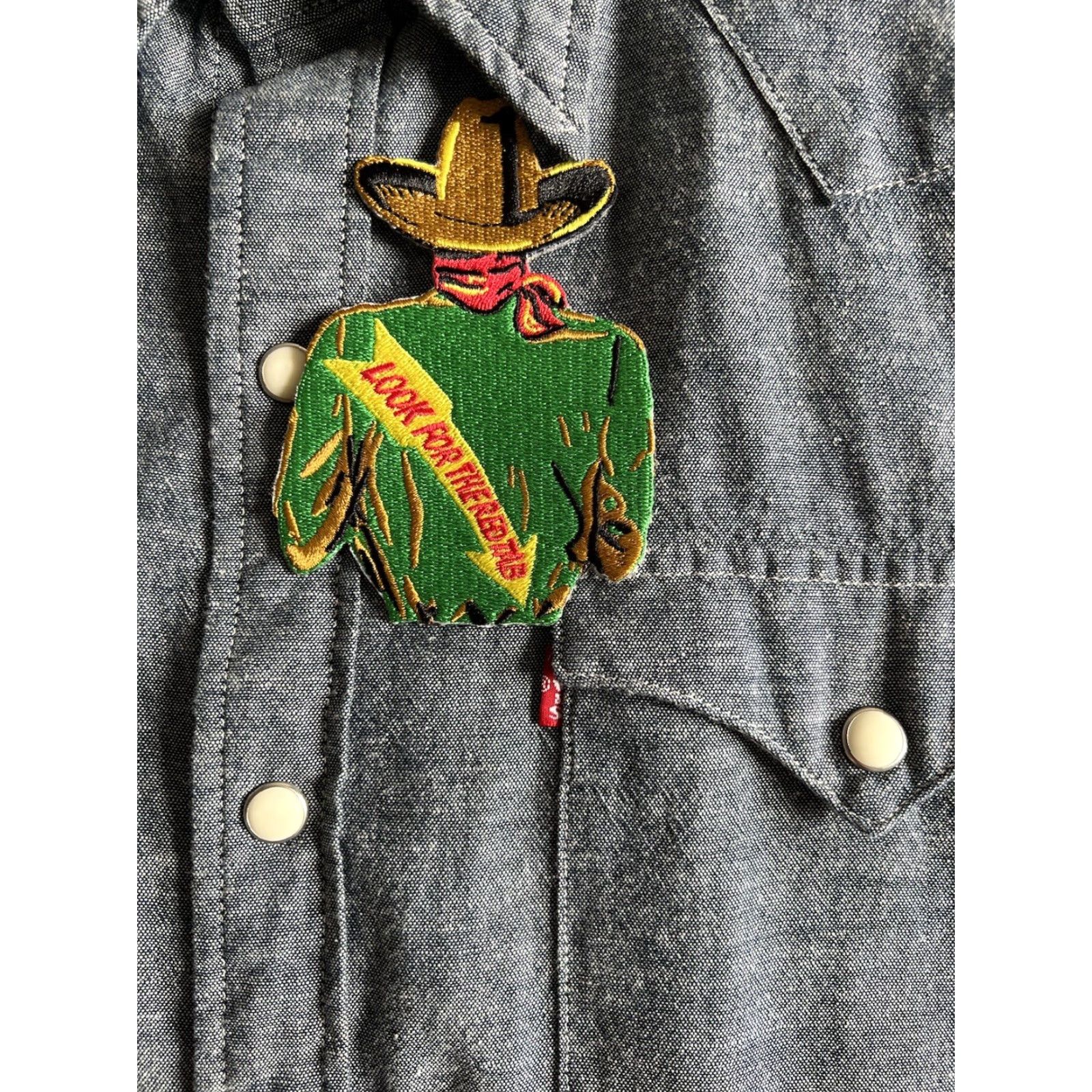 Levi's VINTAGE LEVIS Chambray Barstow Western Shirt M 2014 Pearl Snaps Mint Blue Solid Mens Regular Size US M / EU 48-50 / 2 - 4 Thumbnail