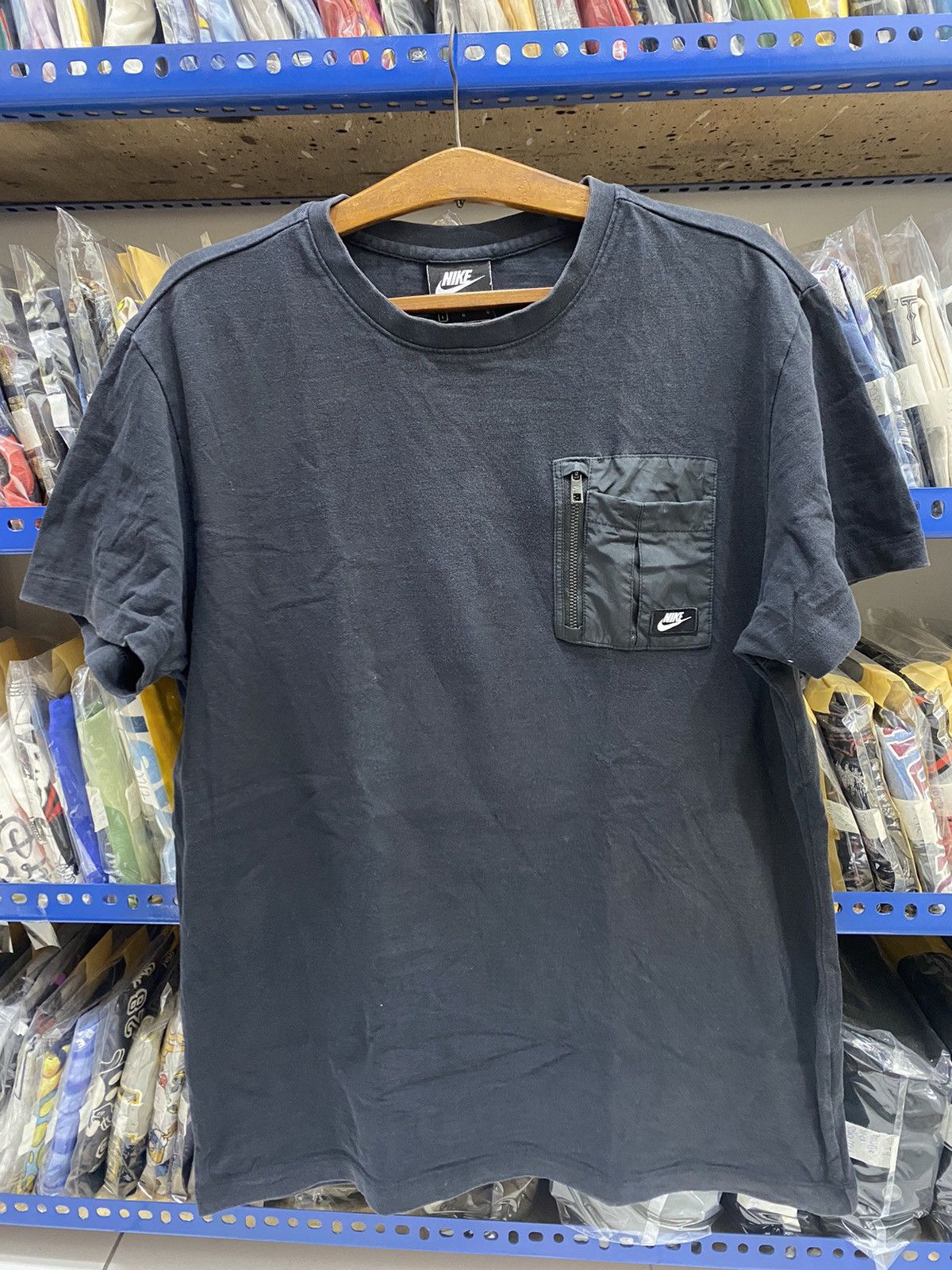 Nike NIKE TSHIRT Size US L / EU 52-54 / 3 - 1 Thumbnail
