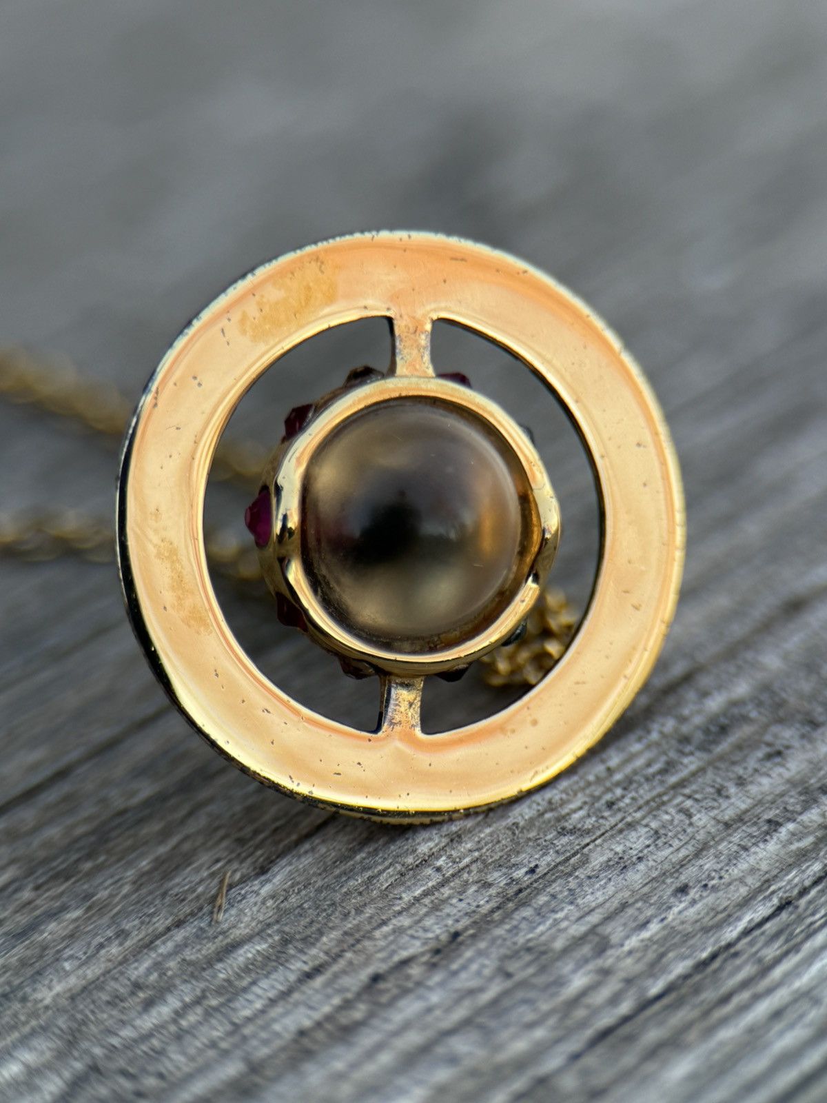 Vivienne Westwood Vintage Vivienne Westwood Tiny Lucite Orb Necklace Gold Size ONE SIZE - 4 Thumbnail