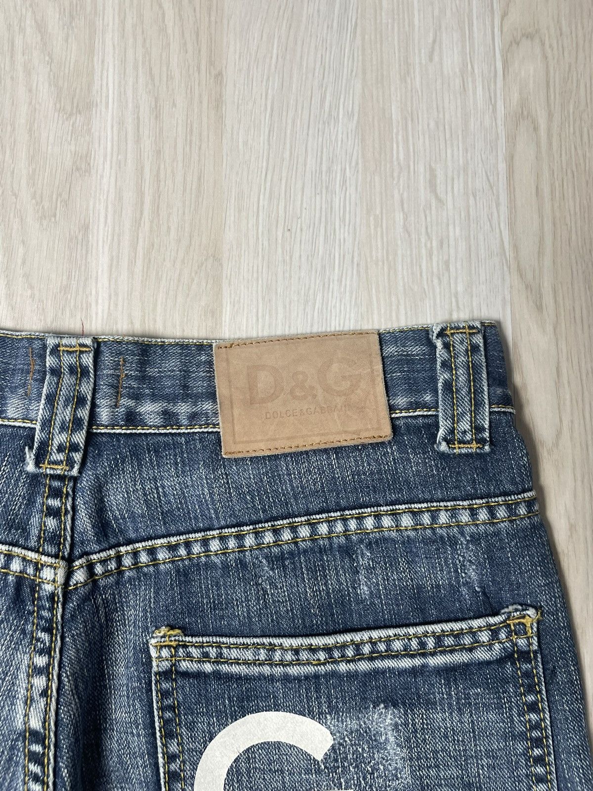 Dolce & Gabbana Dolce & Gabbana Jeans DG Backprint Größe 36 Size 28" / US 6 / IT 42 - 11 Thumbnail