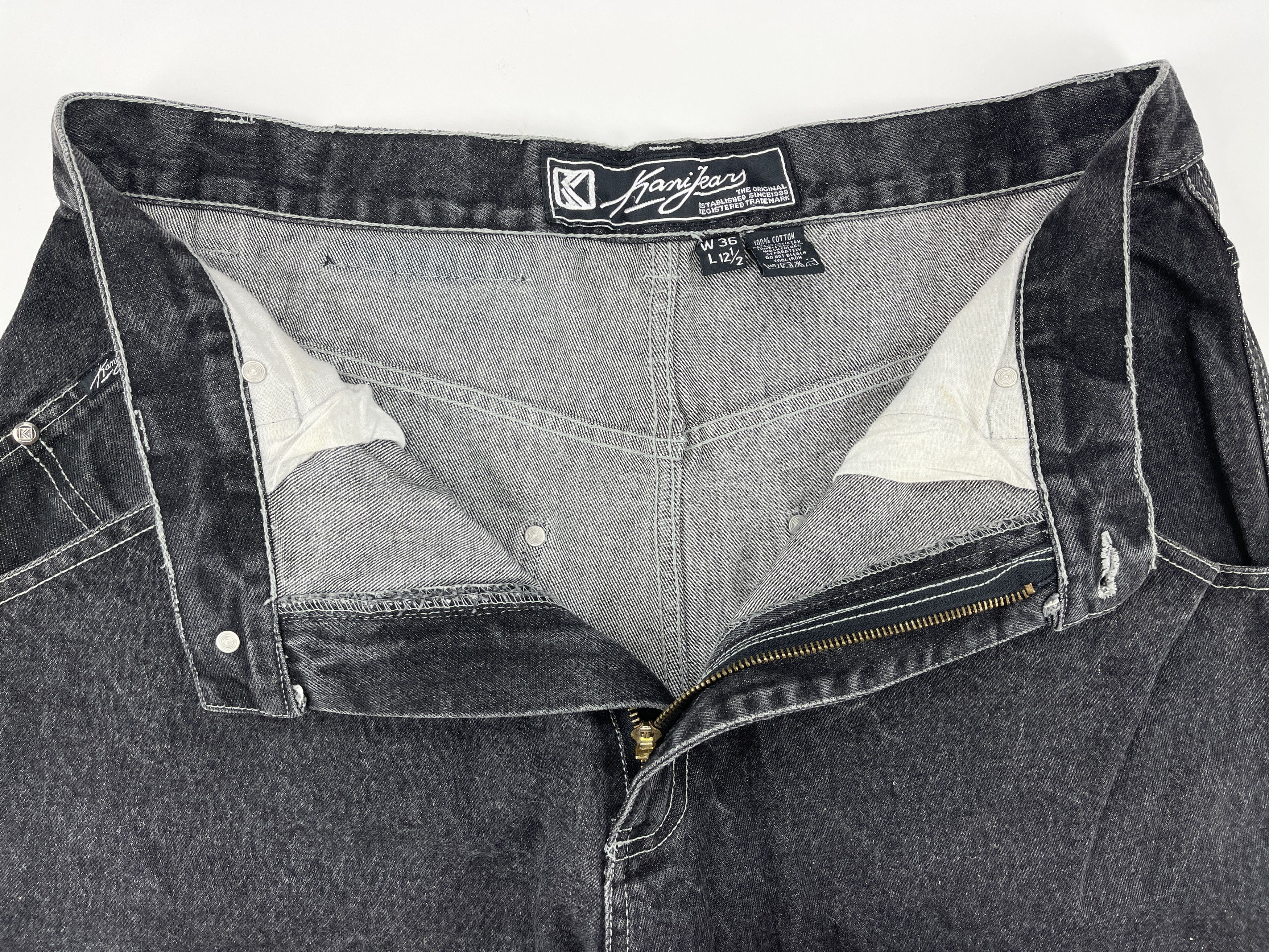 Karl Kani KARL KANI shorts, vintage hip hop baggy jeans, 90s size W 36 Size US 36 / EU 52 - 10 Thumbnail