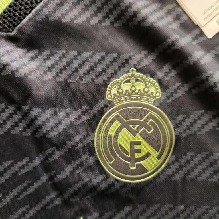 Adidas NEW Real Madrid 2022-23 third Player Issue football jersey M Size US M / EU 48-50 / 2 - 3 Thumbnail