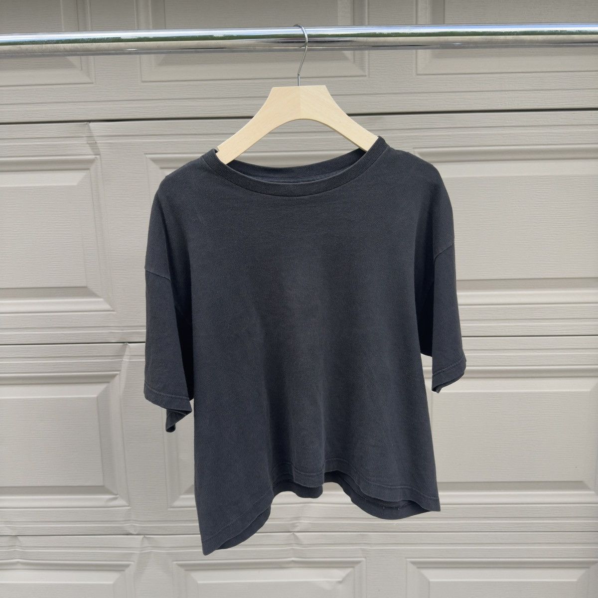 Vintage Vintage Faded Black Wide Boxy Cropped Shirt ERD Grunge Size US M / EU 48-50 / 2 - 1 Thumbnail