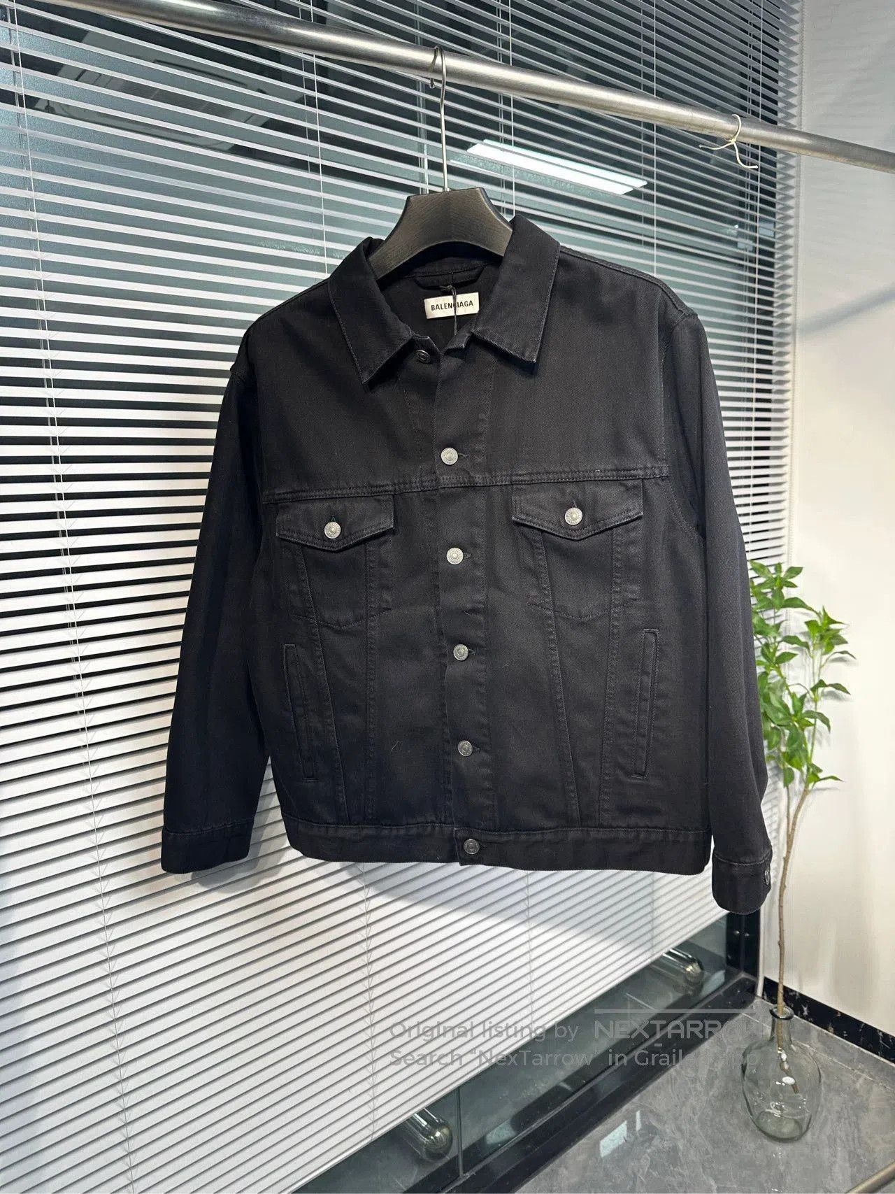 Balenciaga Balenciaga Embroidered Logo Denim Jacket. Size US XL / EU 56 / 4 - 2 Thumbnail