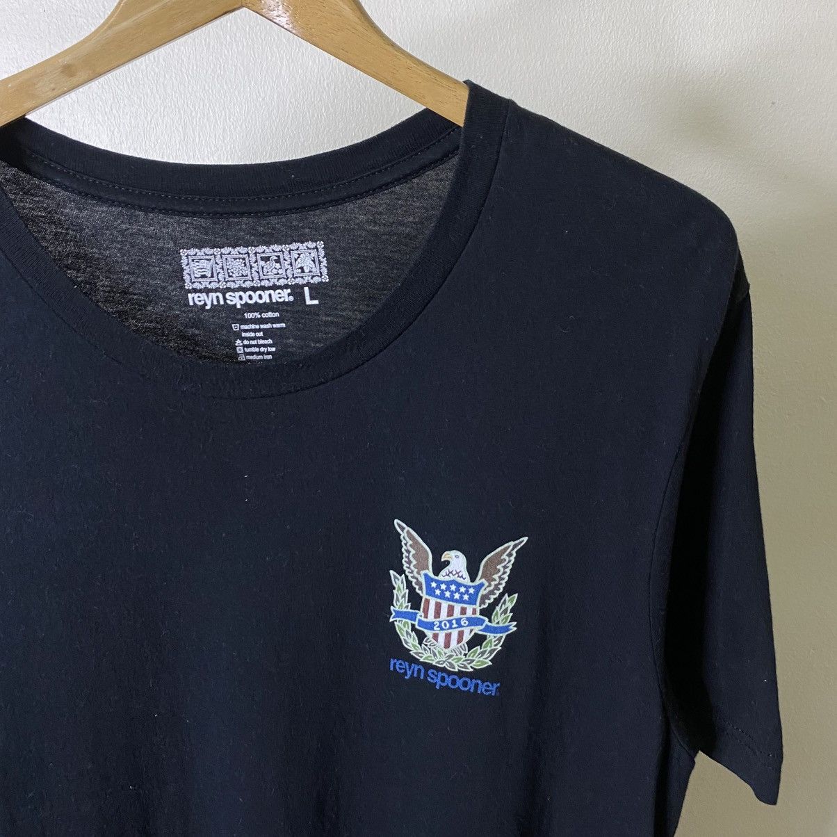 Reyn Spooner Reyn Spooner 2016 Edition T Shirt Size US L / EU 52-54 / 3 - 5 Thumbnail