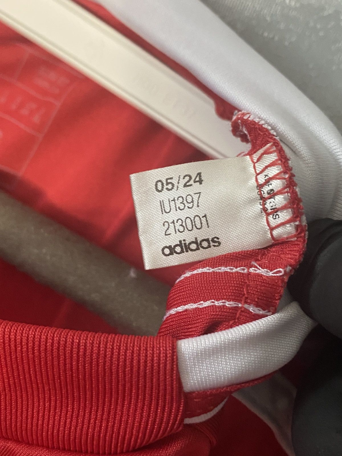 Adidas Manchester United Adidas Soccer Jersey 2024 Football Shirt Size US M / EU 48-50 / 2 - 4 Thumbnail