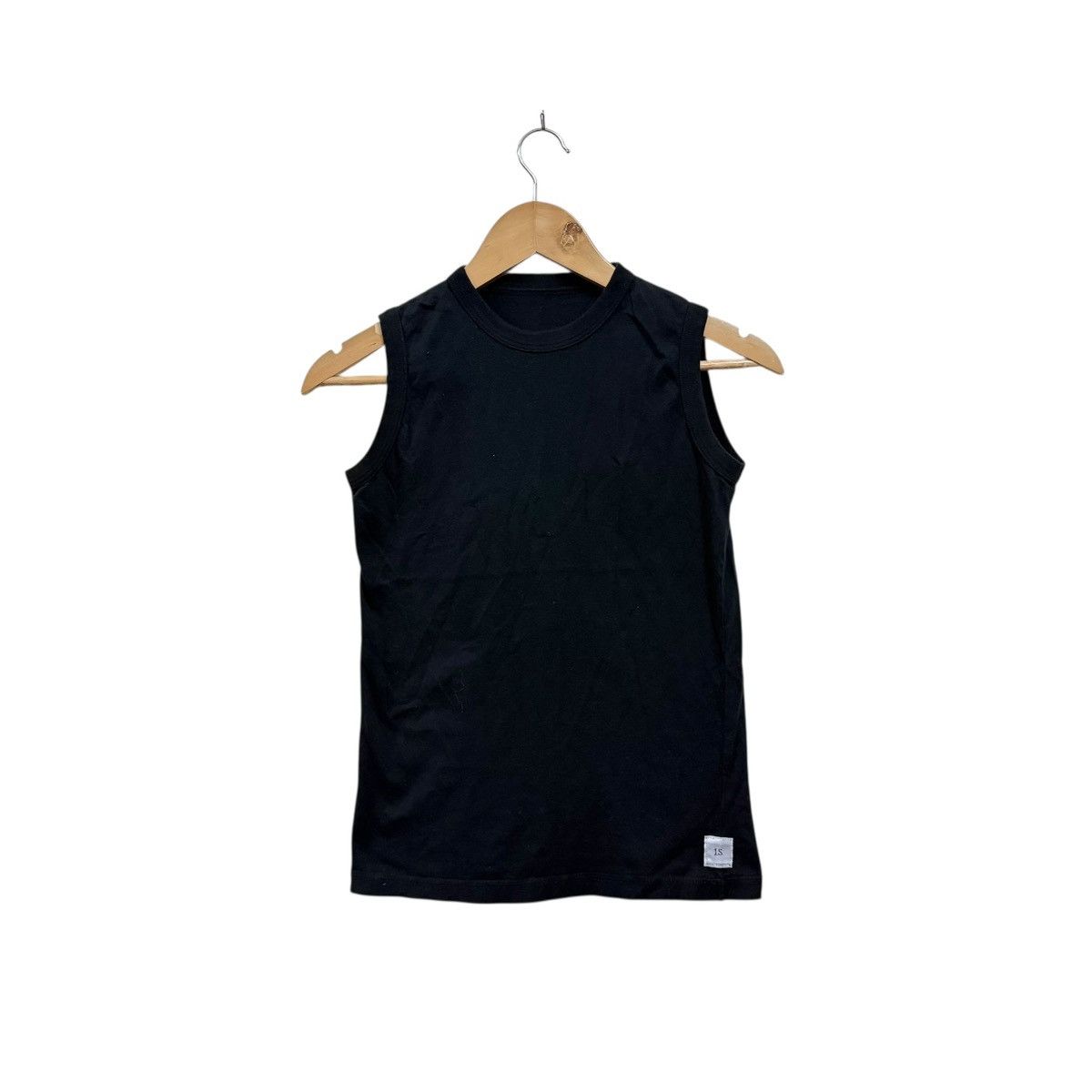 IS Sunao Kuwahara Sleeveless Tshirt