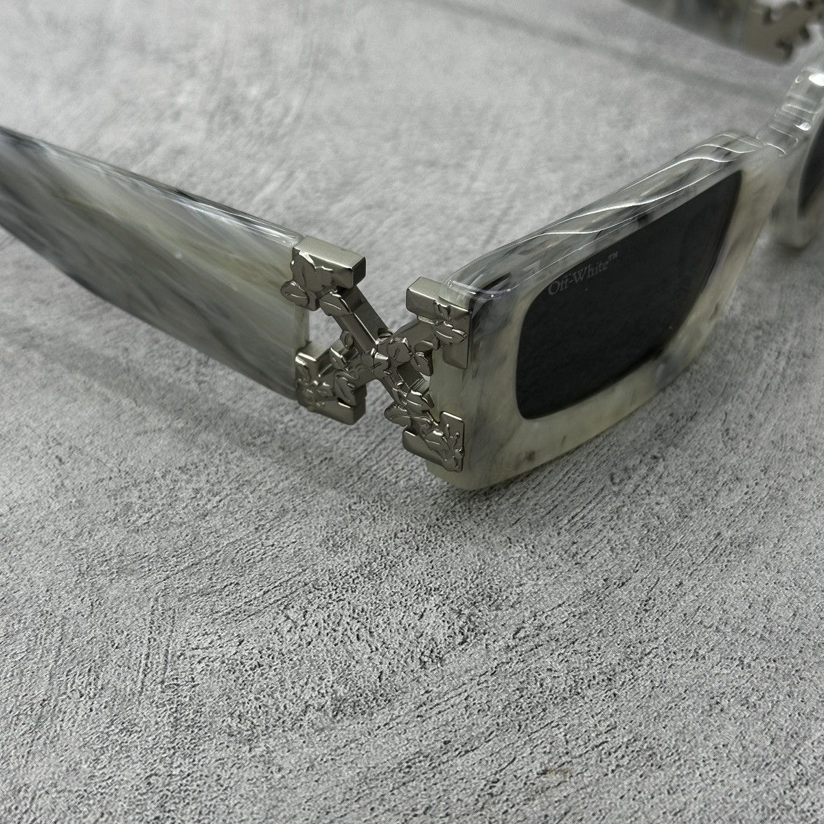 Off-White OFF WHITE ROMA SUNGLASSES Size ONE SIZE - 6 Thumbnail