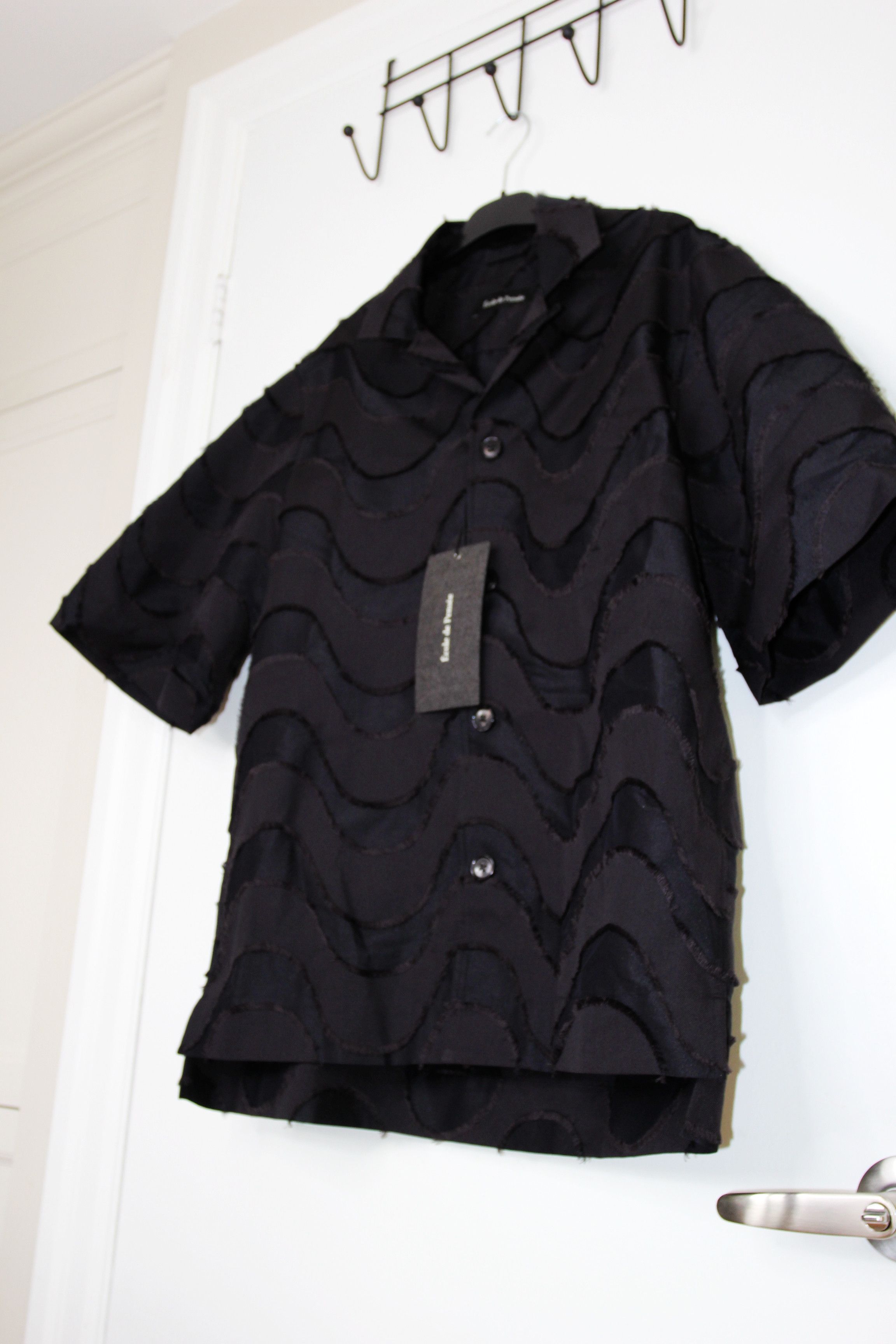 Other BNWT SS25 ECOLE DE PENSEE WAVE CUT JACQUARD SHIRT 50 Size US M / EU 48-50 / 2 - 5 Thumbnail