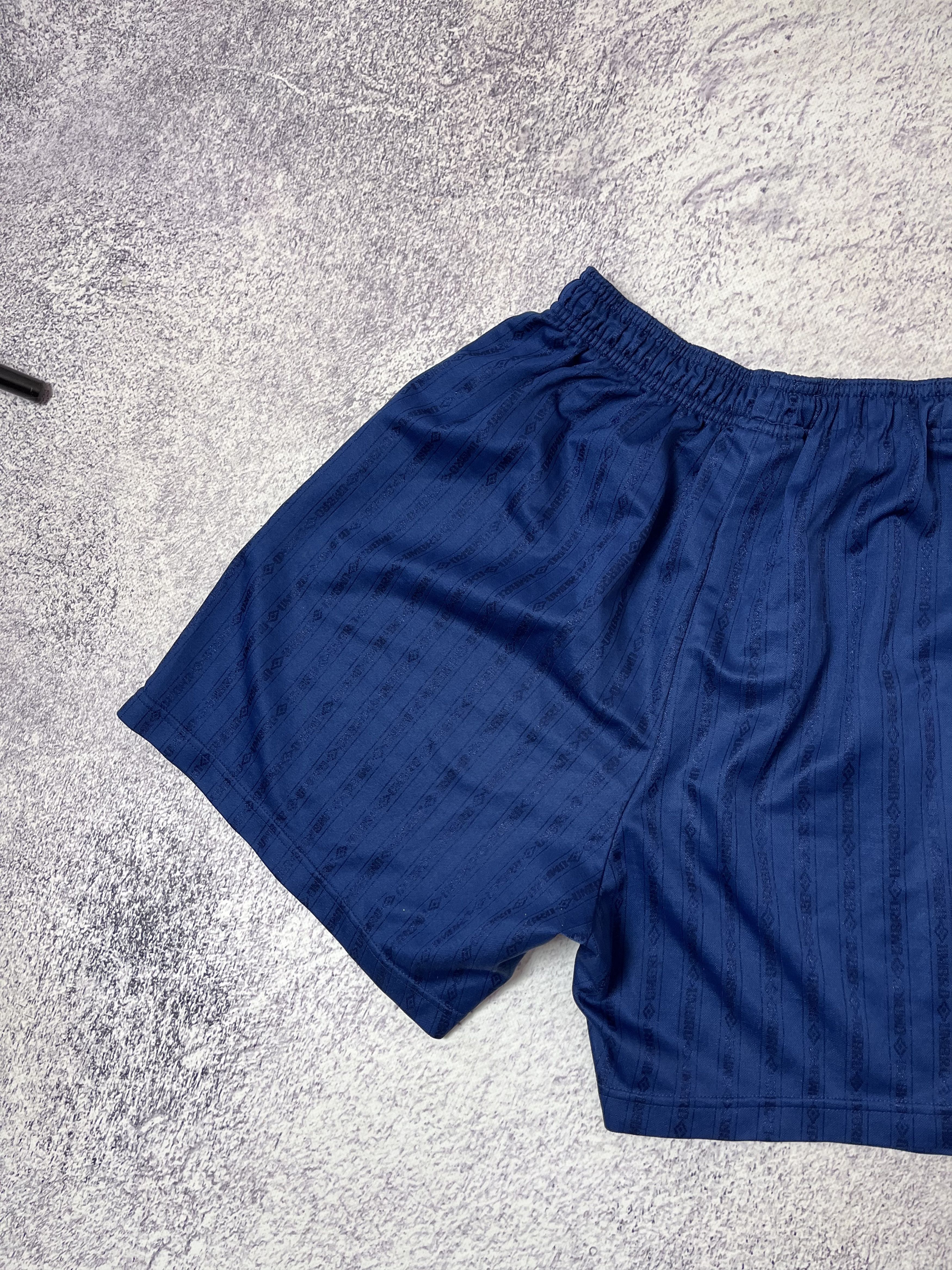 Umbro × Vintage Vintage mens short Umbro size M Size US 32 / EU 48 - 15 Thumbnail