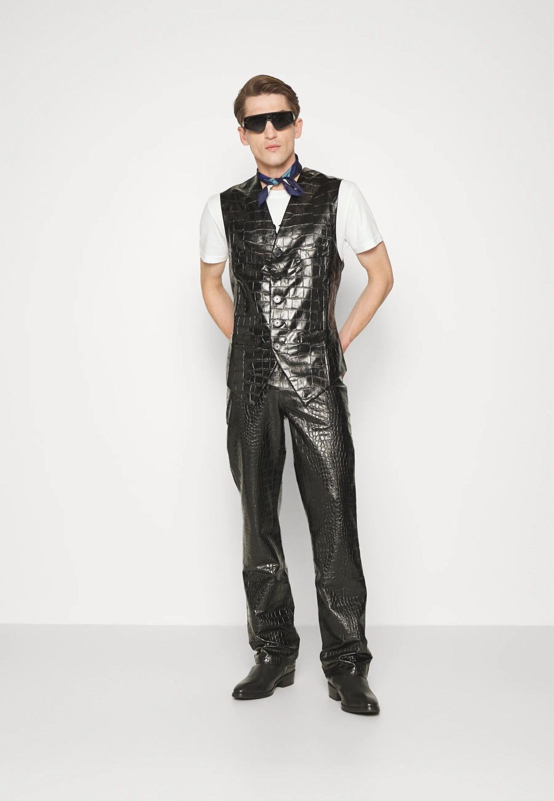 Viktor & Rolf !DS! SS23 Viktor & Rolf Crocodile Faux Leather Black Pants Size US 32 / EU 48 - 3 Thumbnail