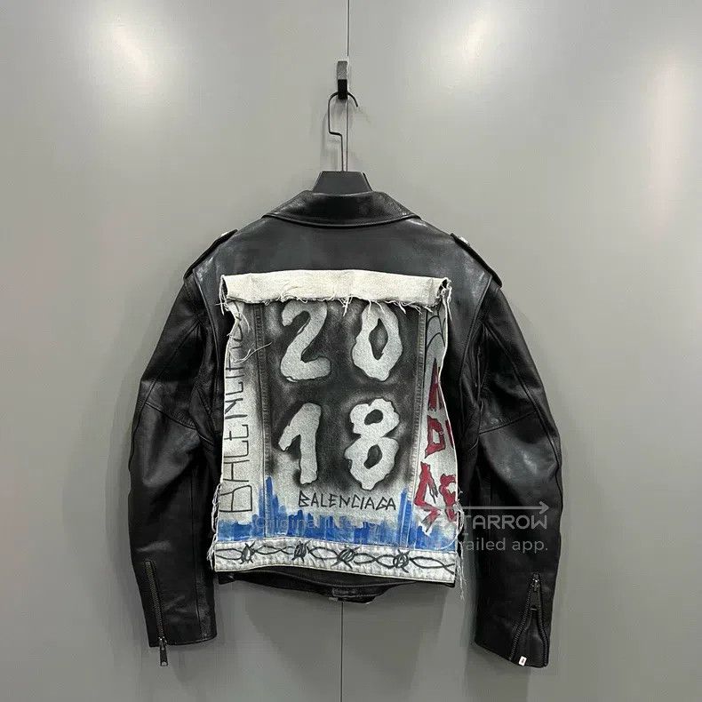 Balenciaga Balenciaga Patchwork Graffiti Leather Jacket Size US S / EU 44-46 / 1 - 5 Thumbnail