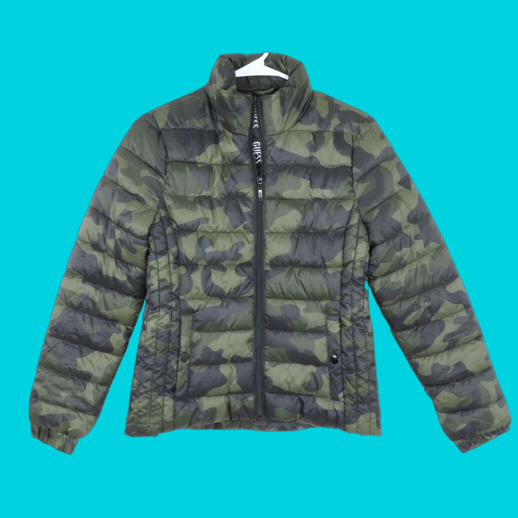 Guess GUESS Womens XS Puffer Jacket Camouflage Aden Logo Coat Shirt (Jacket) Body: Green (Camouflage) Regular Size XS Womens Size XS / US 0-2 / IT 36-38 - 1 Thumbnail