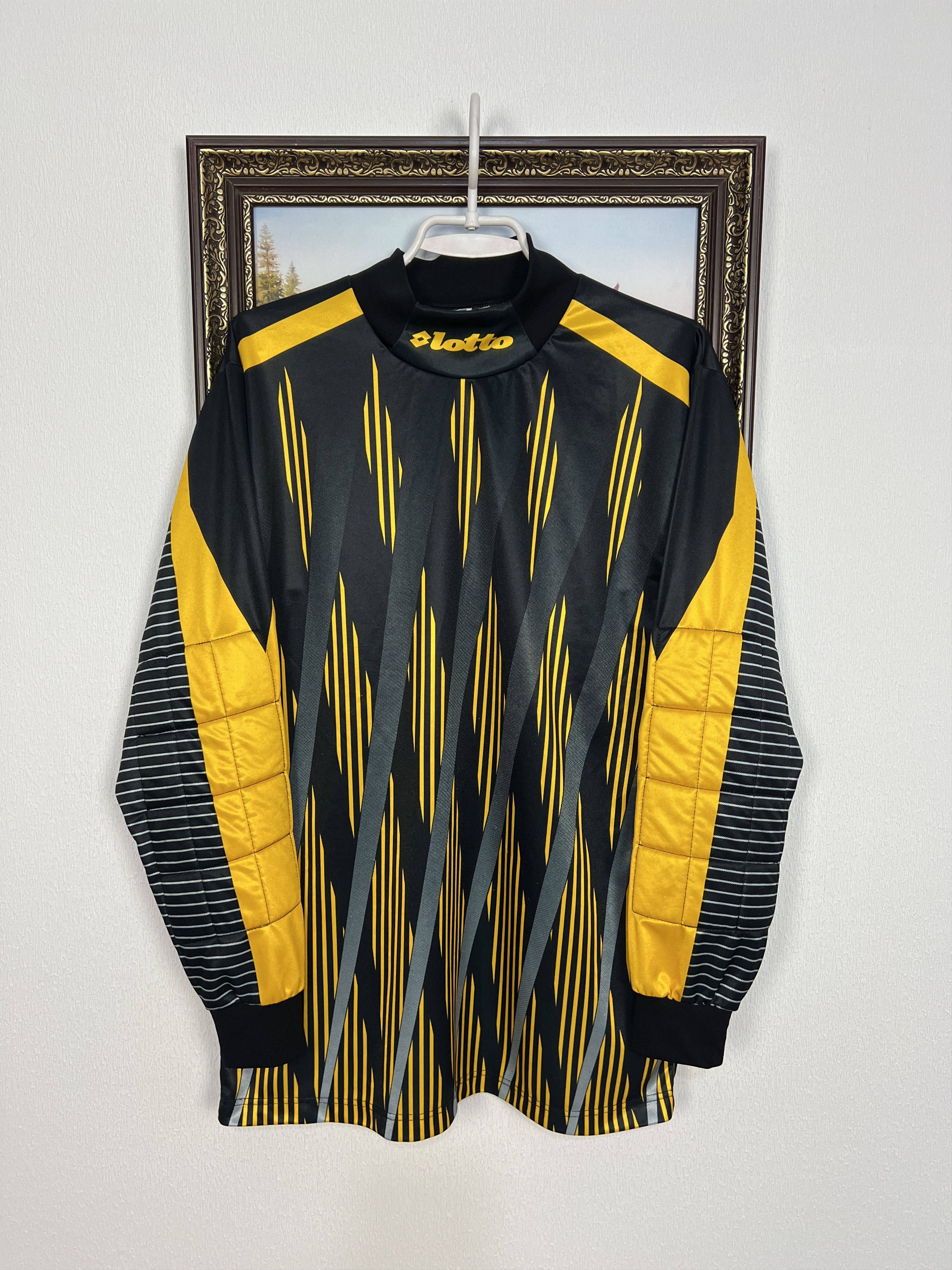 Lotto Sport Vintage AC Milan Goalkeeper football shirt 1996 Template Size US M / EU 48-50 / 2 - 4 Thumbnail