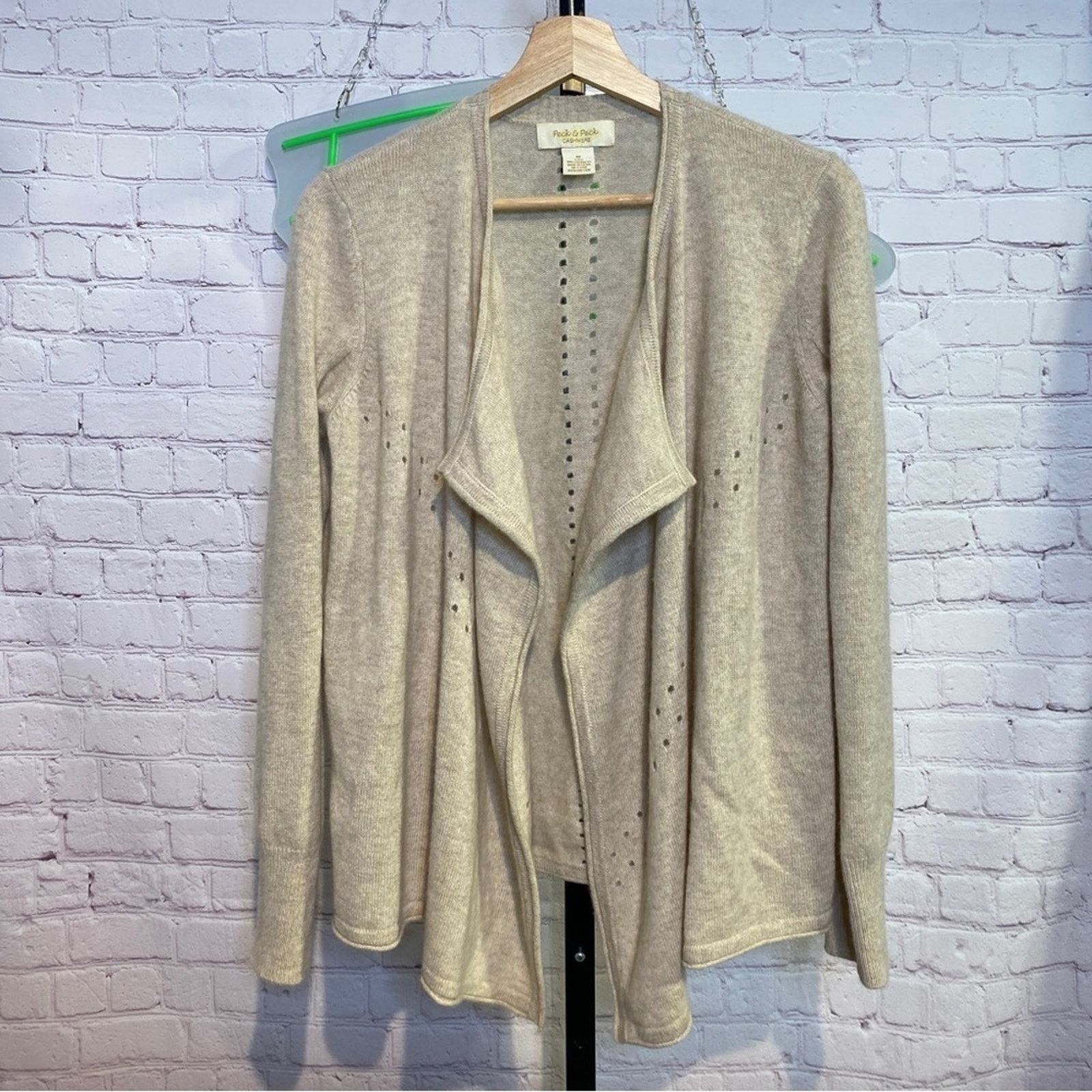 Cashmere cardigan rare find