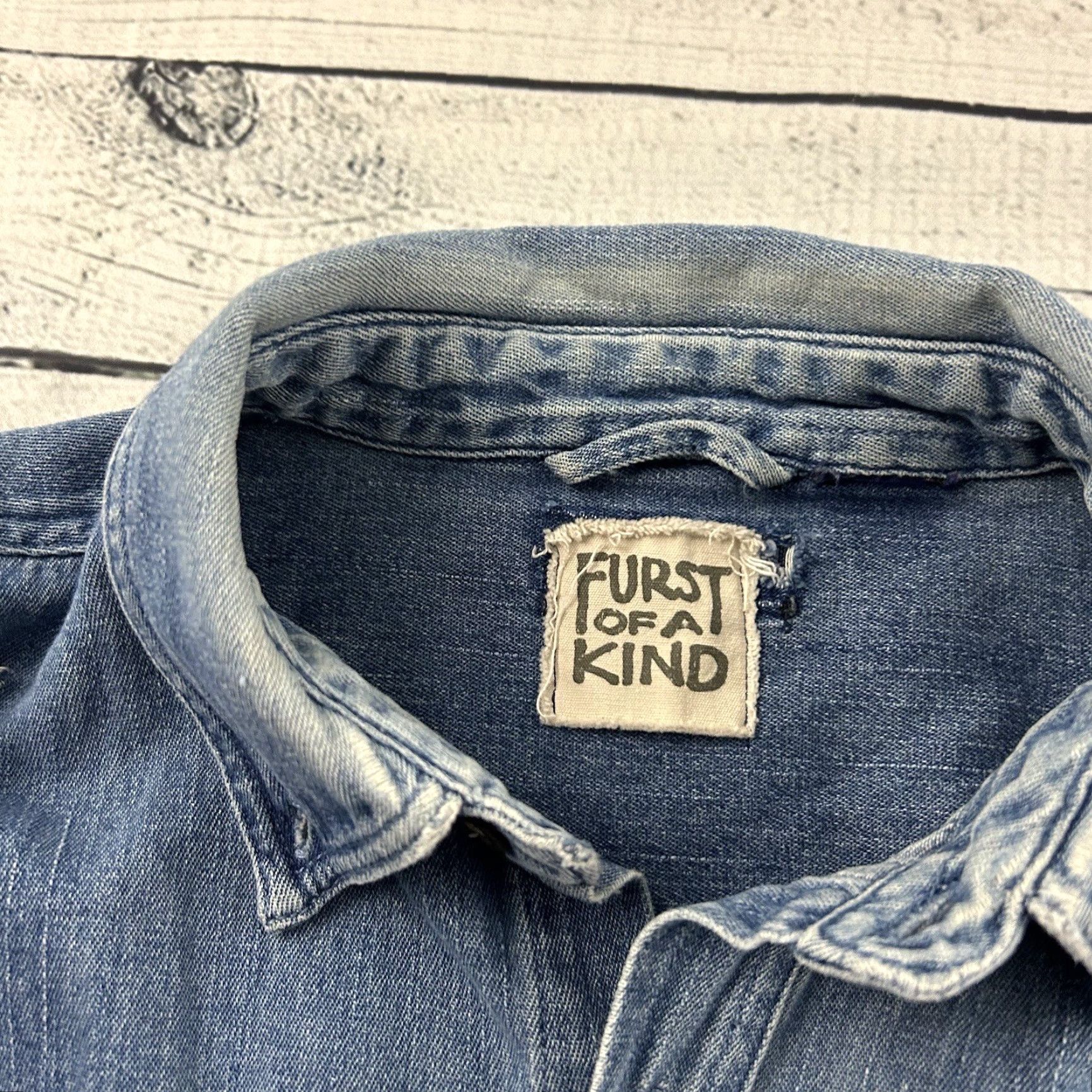 Denime Furst of a Kind Long Sleeve Blue Denim Button-Up Shirt Women's One Size Size ONE SIZE - 2 Thumbnail