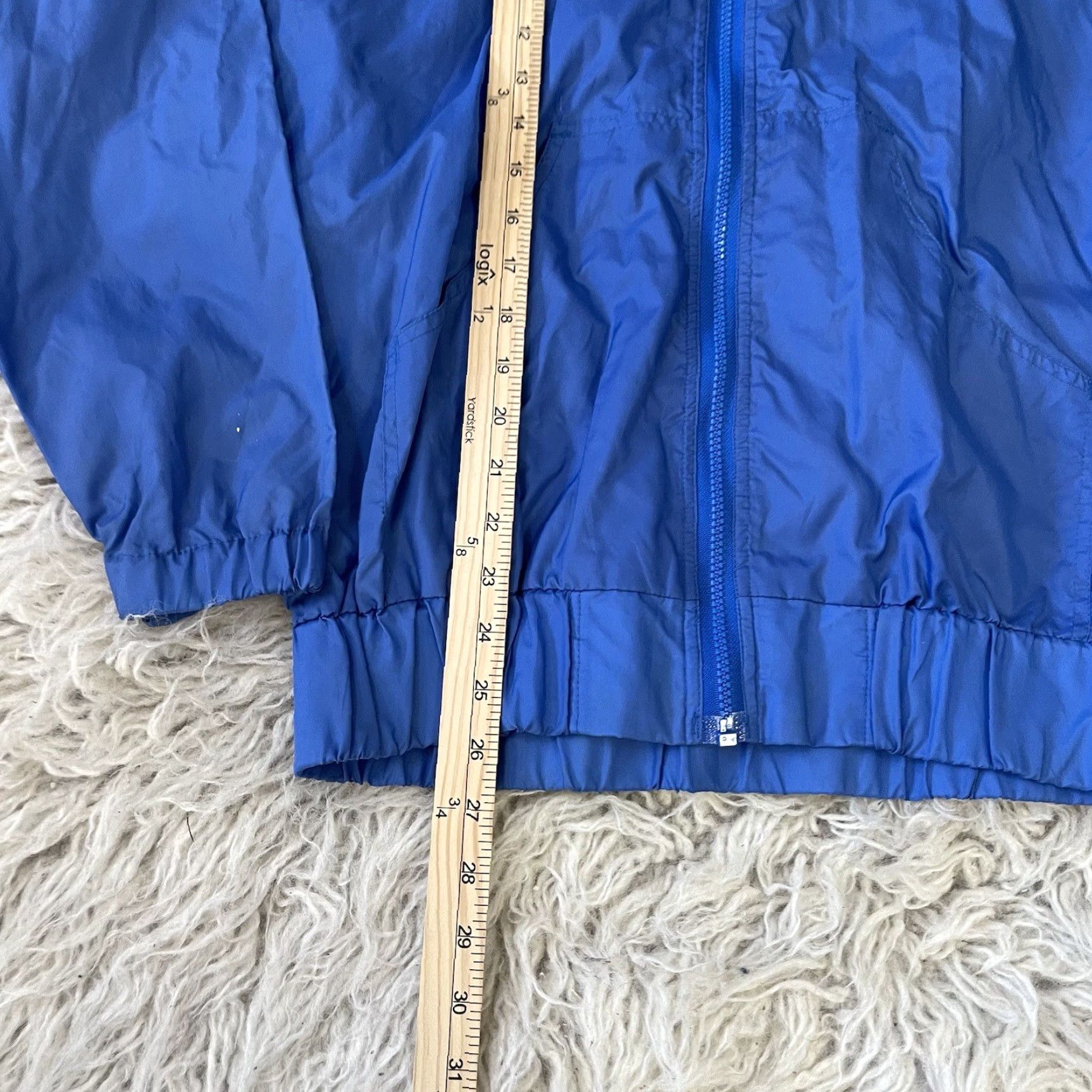 Champion VINTAGE Champion Windbreaker Jacket Mens S Blue 90s Track & Field Molloy Size US S / EU 44-46 / 1 - 6 Thumbnail