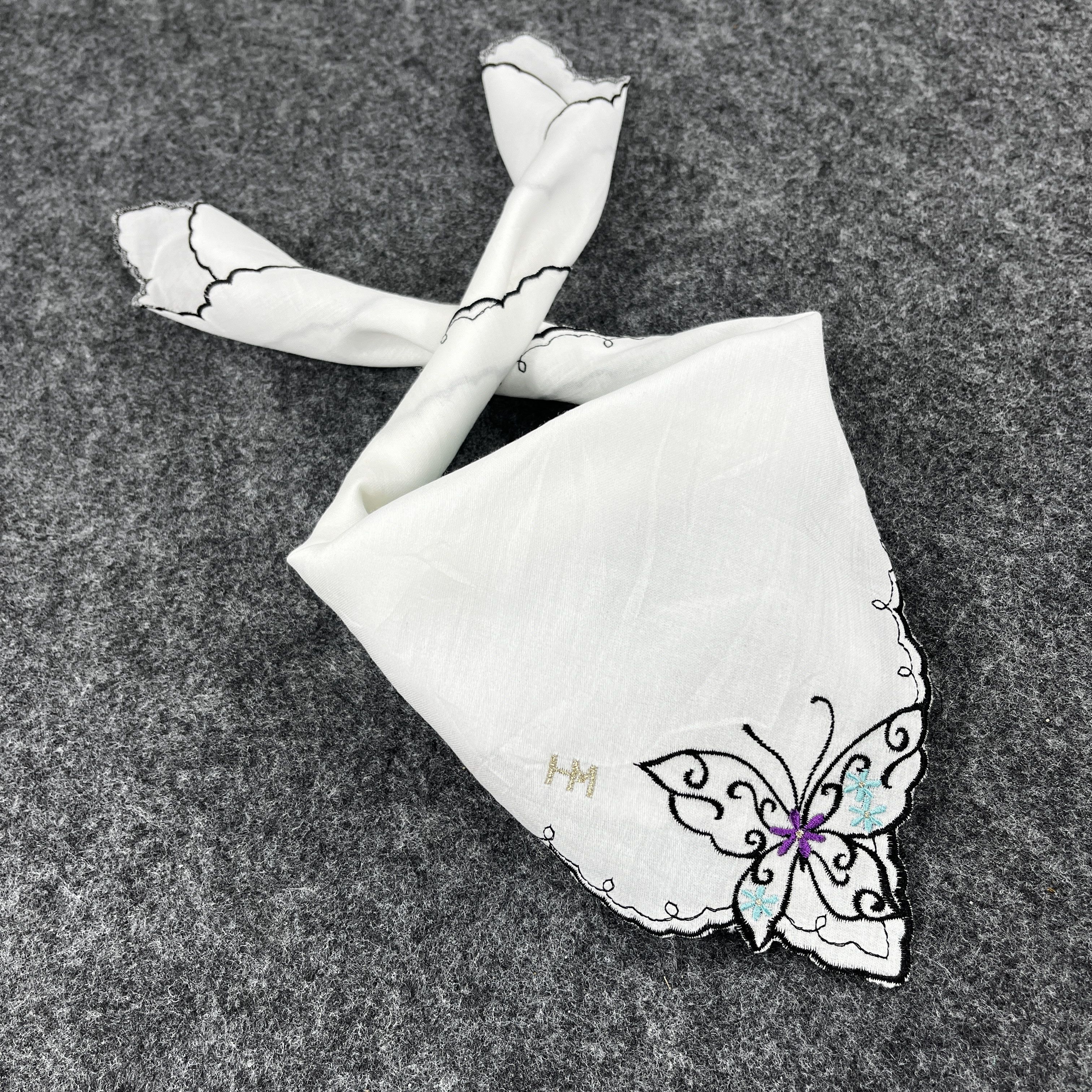 Hanae Mori × Japanese Brand Hanae Mori Bandana / Handkerchief / Neckerchief B341 Size ONE SIZE - 8 Thumbnail