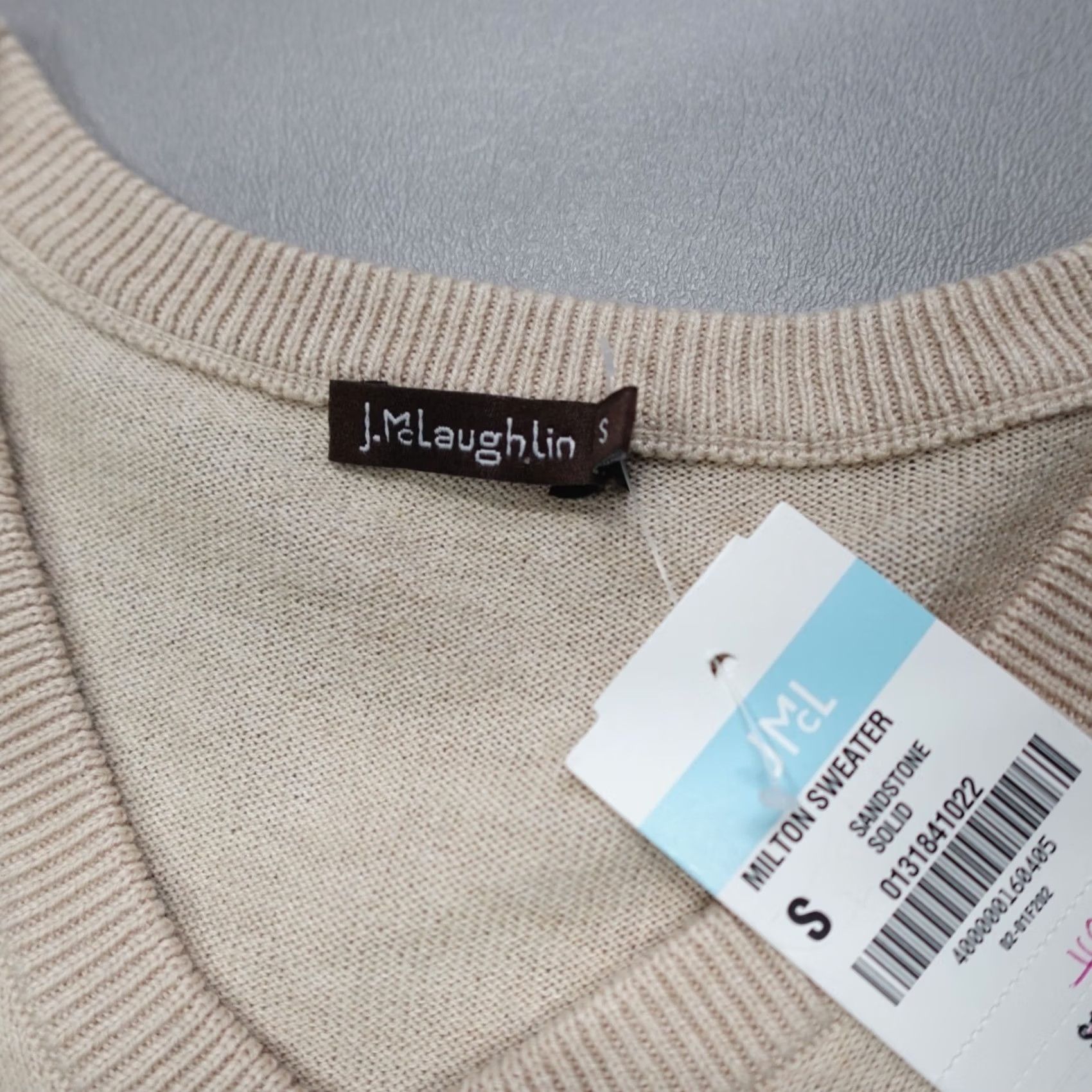 J.McLaughlin J. McLaughlin Milton Lightweight V Neck Sweater Sandstone Men's Size S Size US S / EU 44-46 / 1 - 3 Thumbnail