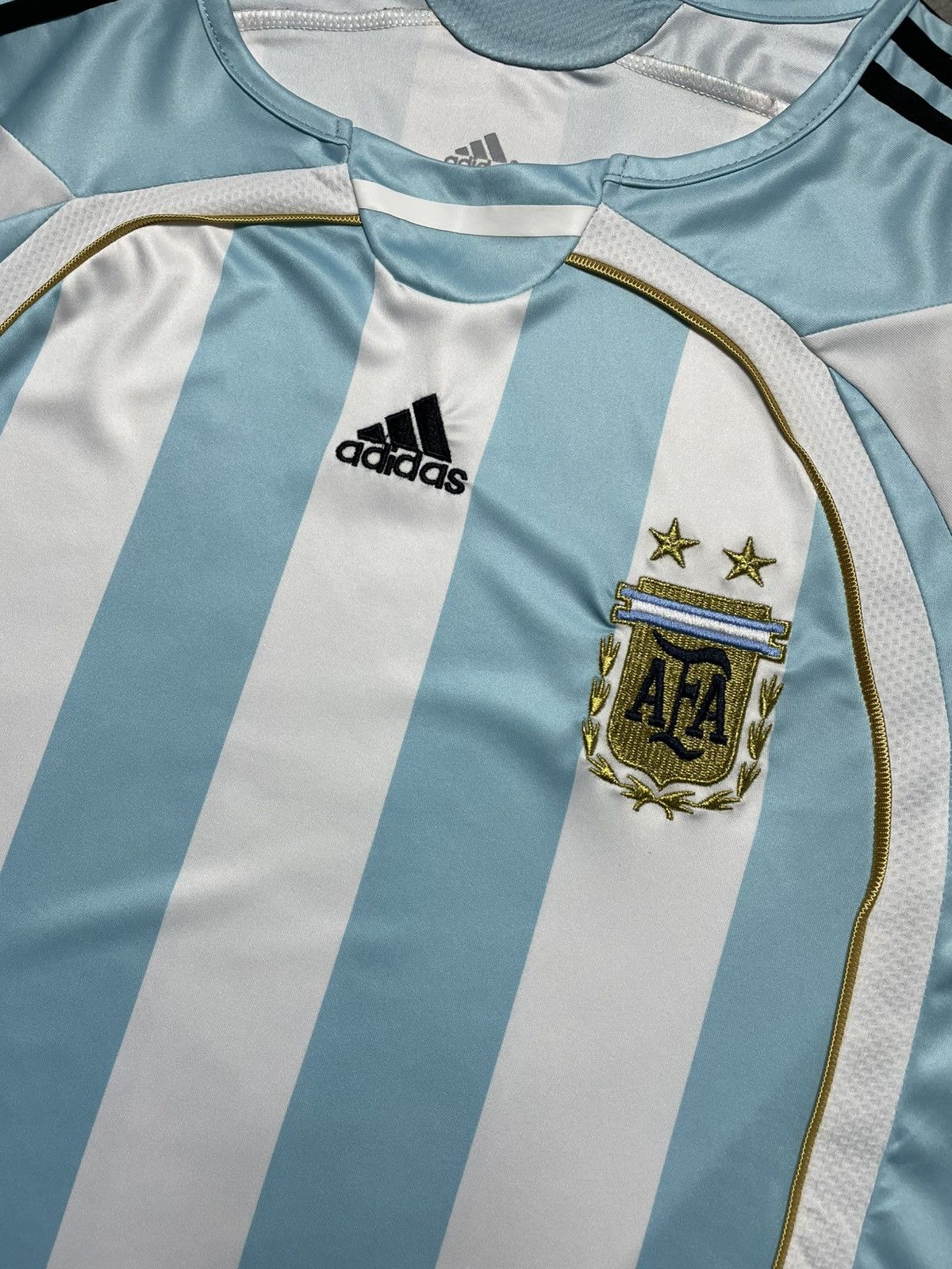 Adidas Adidas Argentina 2006 Home World Cup Vintage Soccer Jersey Size US L / EU 52-54 / 3 - 2 Thumbnail