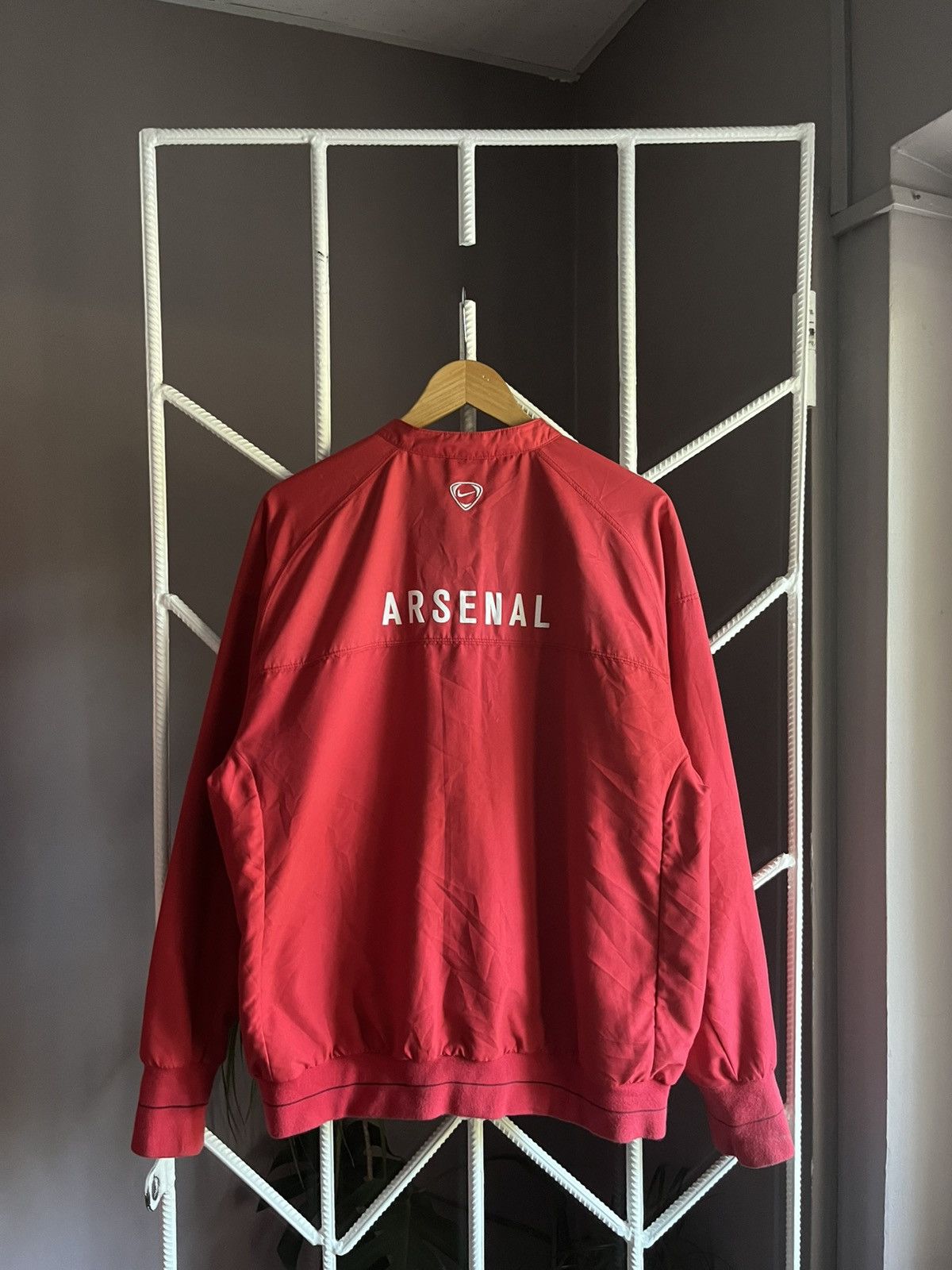Nike × Vintage Vintage Nike Arsenal 2000s Nylon Jacket Size US L / EU 52-54 / 3 - 5 Thumbnail