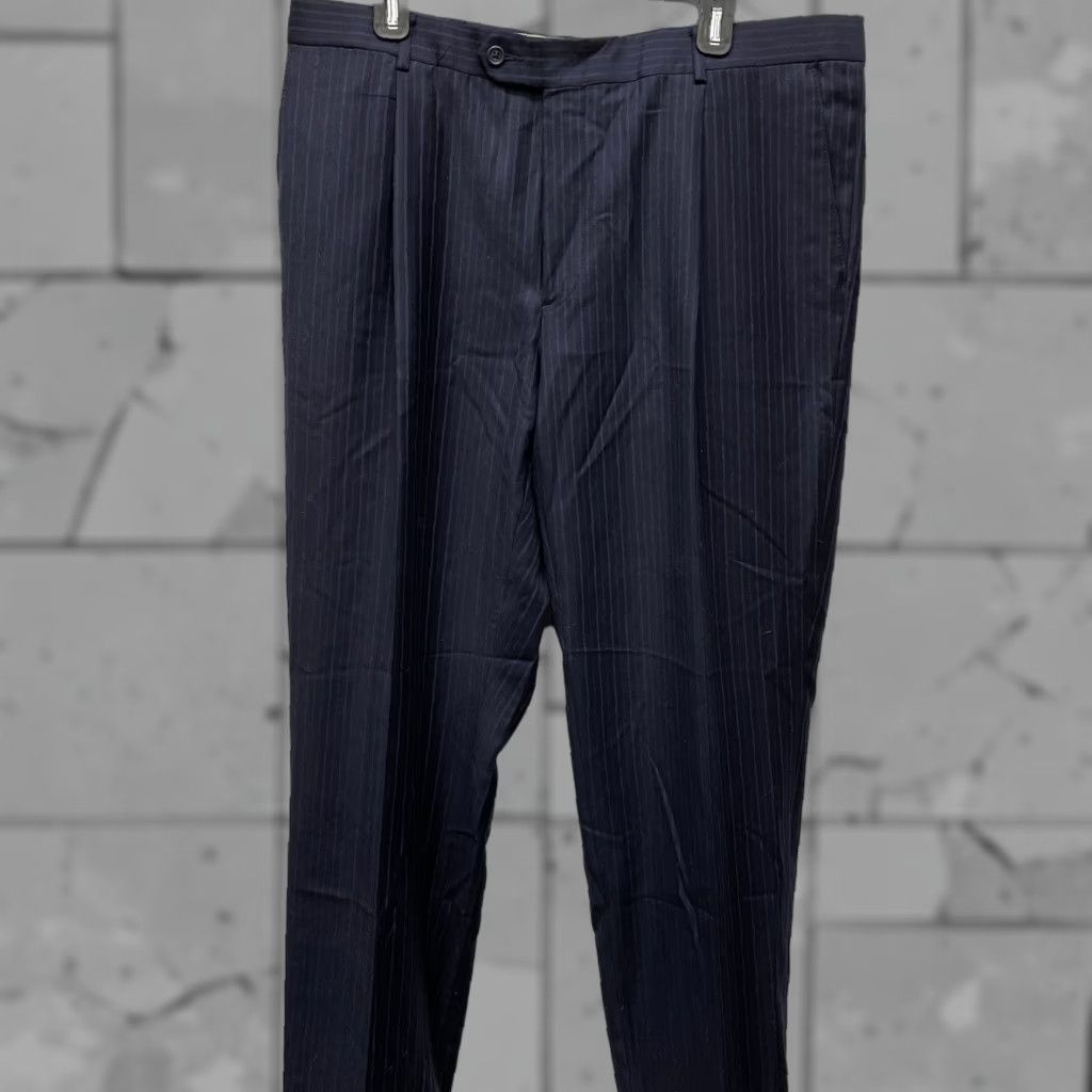 Cremieux Daniel Cremieux collection dress pants Mens Size 38x30 dark blue striped Size US 38 / EU 54 - 1 Thumbnail